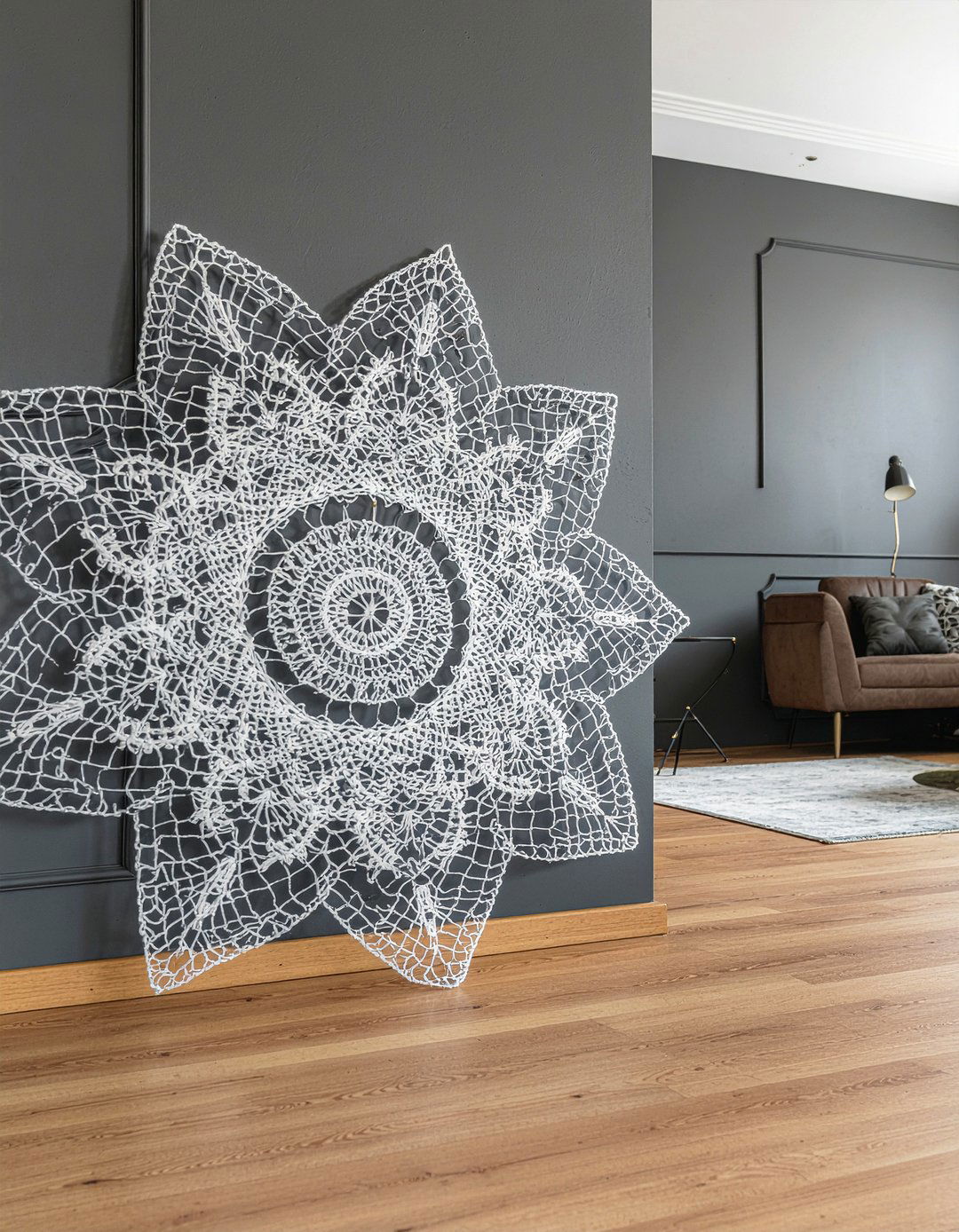 Crochet wall mandala - 30 crocheted living room ideas