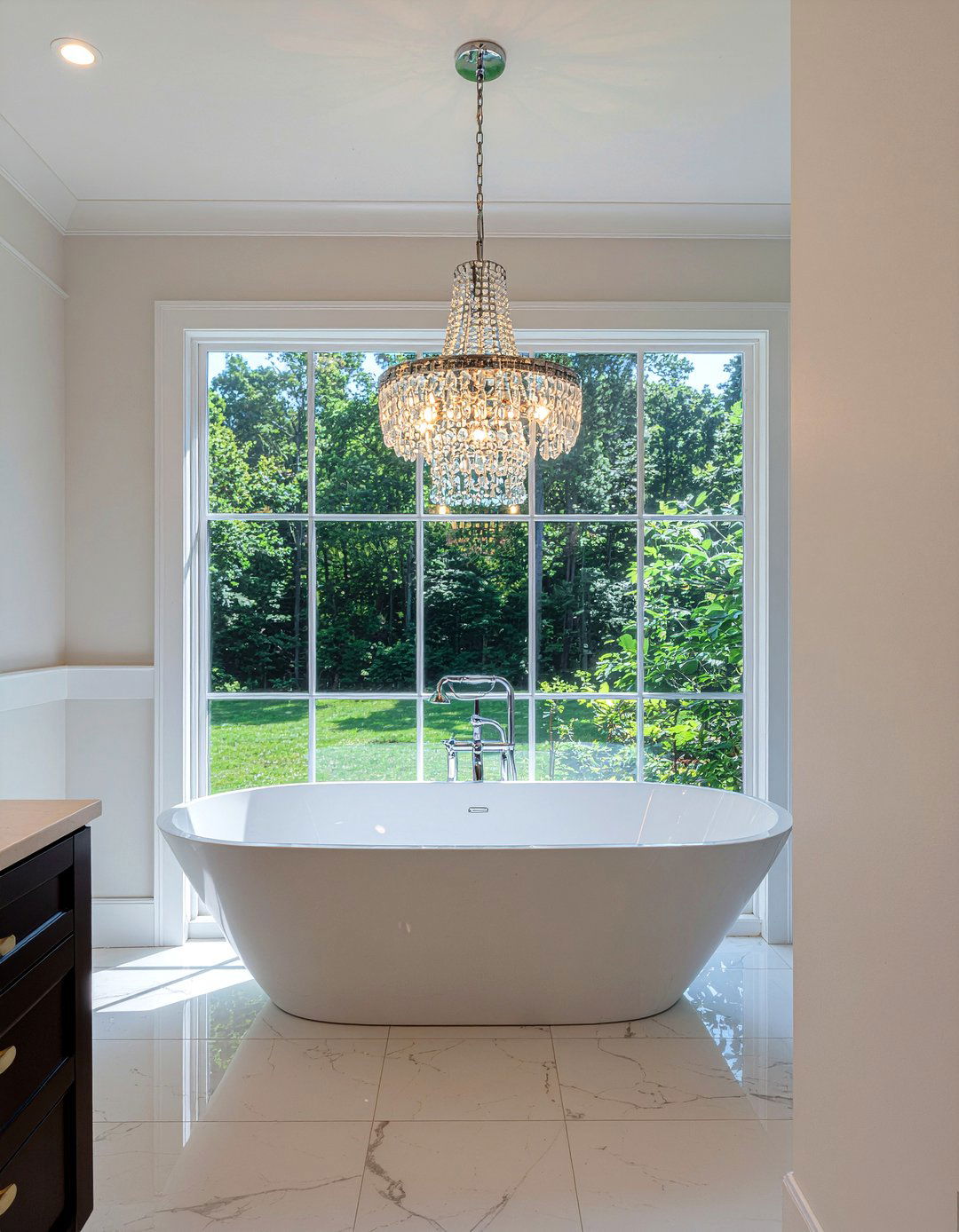 Crystal Chandelier Bathroom - 30 glam bathroom ideas