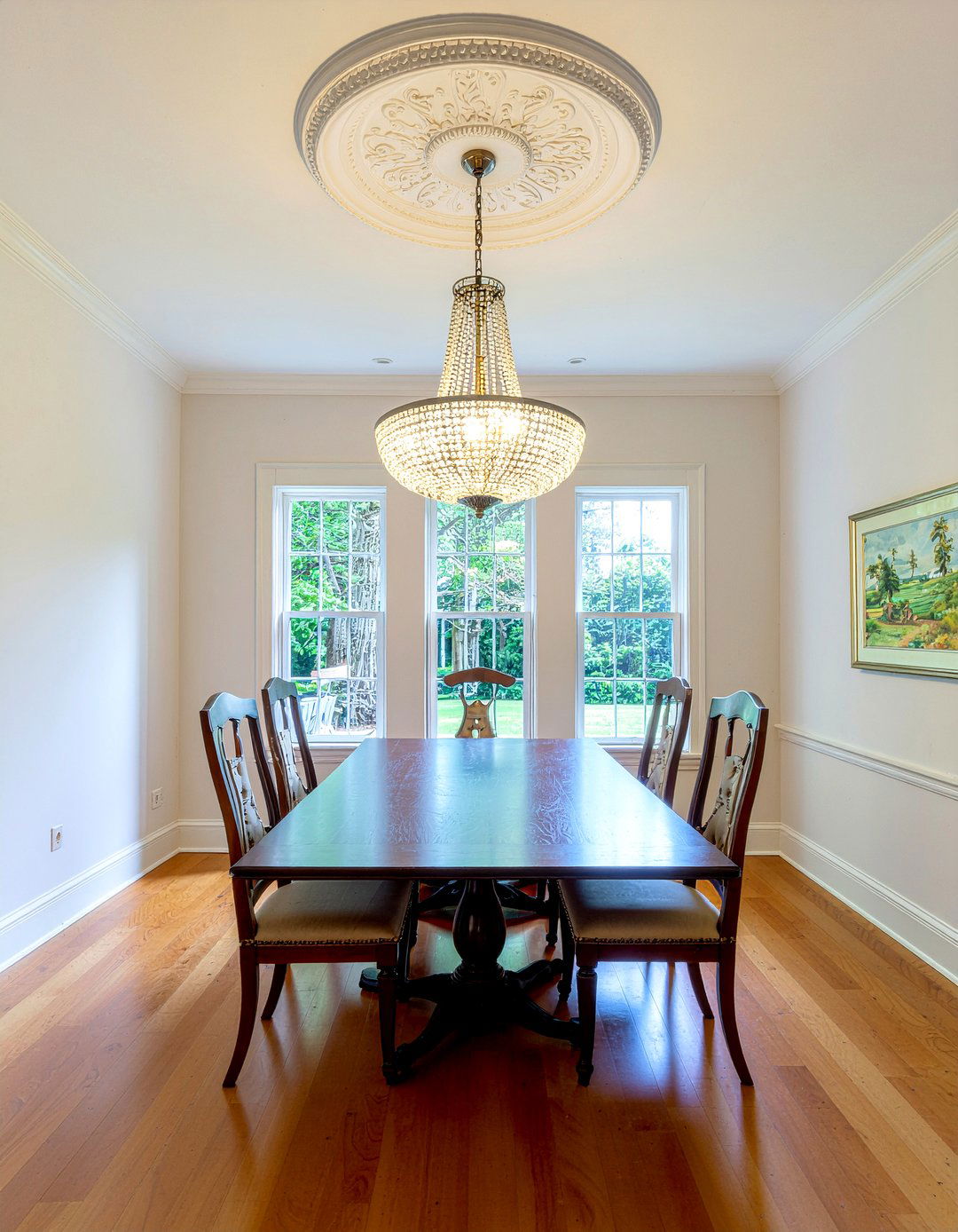 Crystal Chandelier Lighting - 30 heritage home dining room ideas