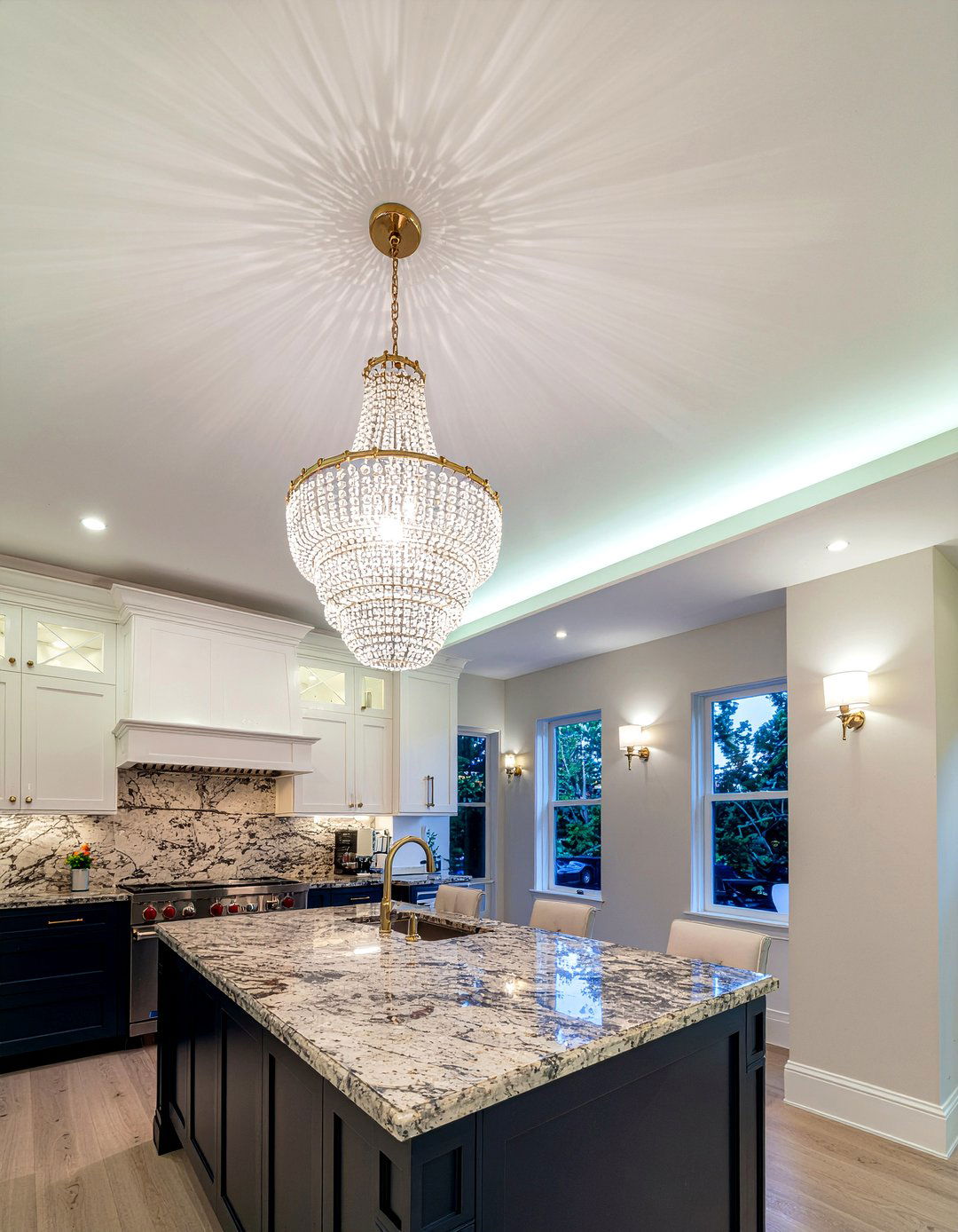 Crystal Kitchen Chandelier Lighting - 30 glam kitchen ideas
