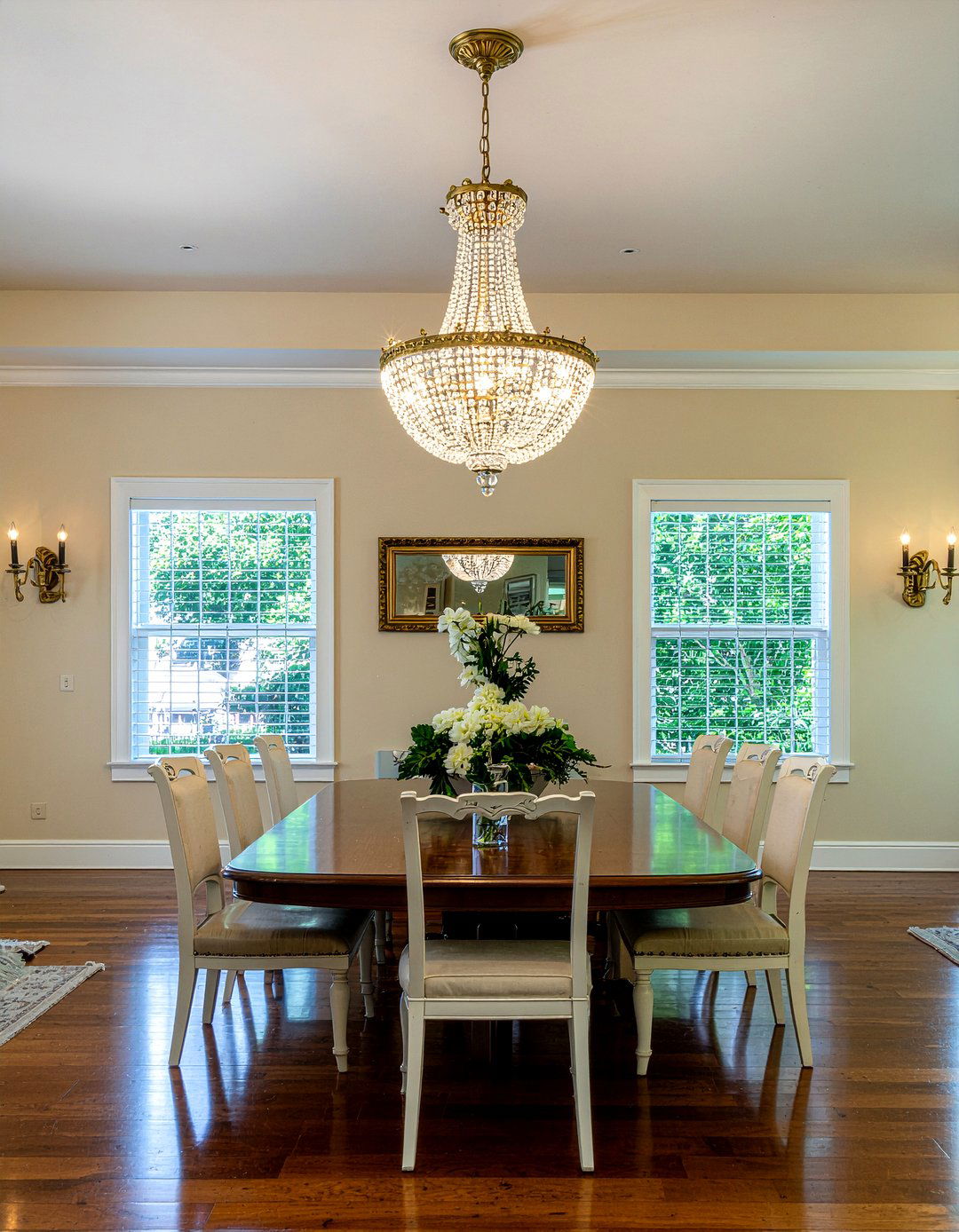 Crystal chandelier dining room - 30 New Orleans dining room ideas