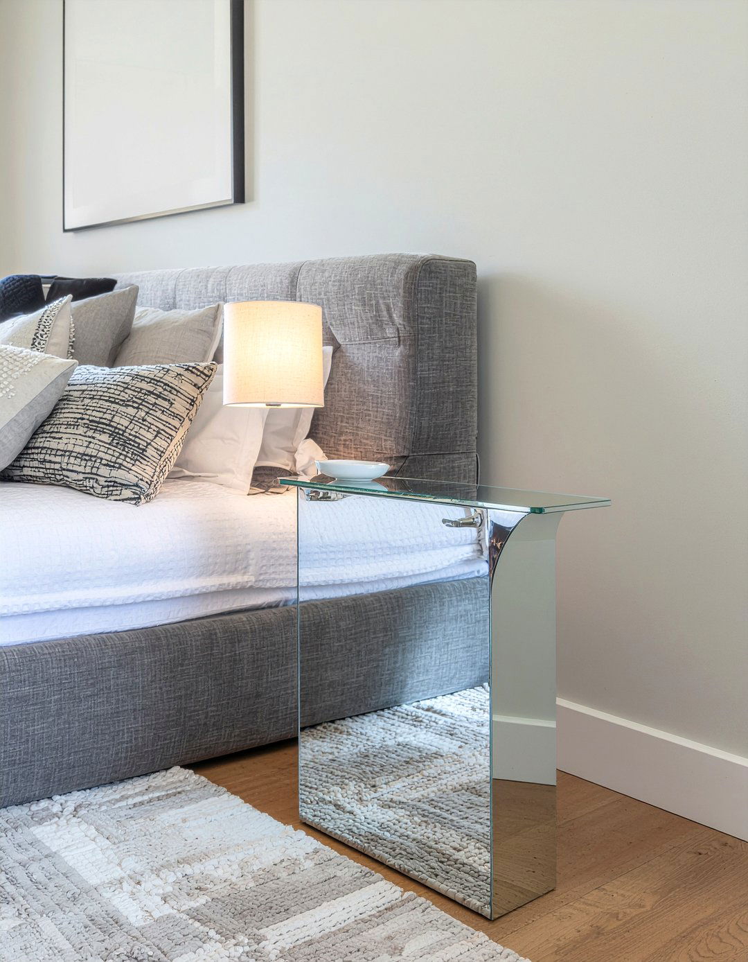 Curved Mirrored Nightstand - 30 bedroom mirrored nightstands