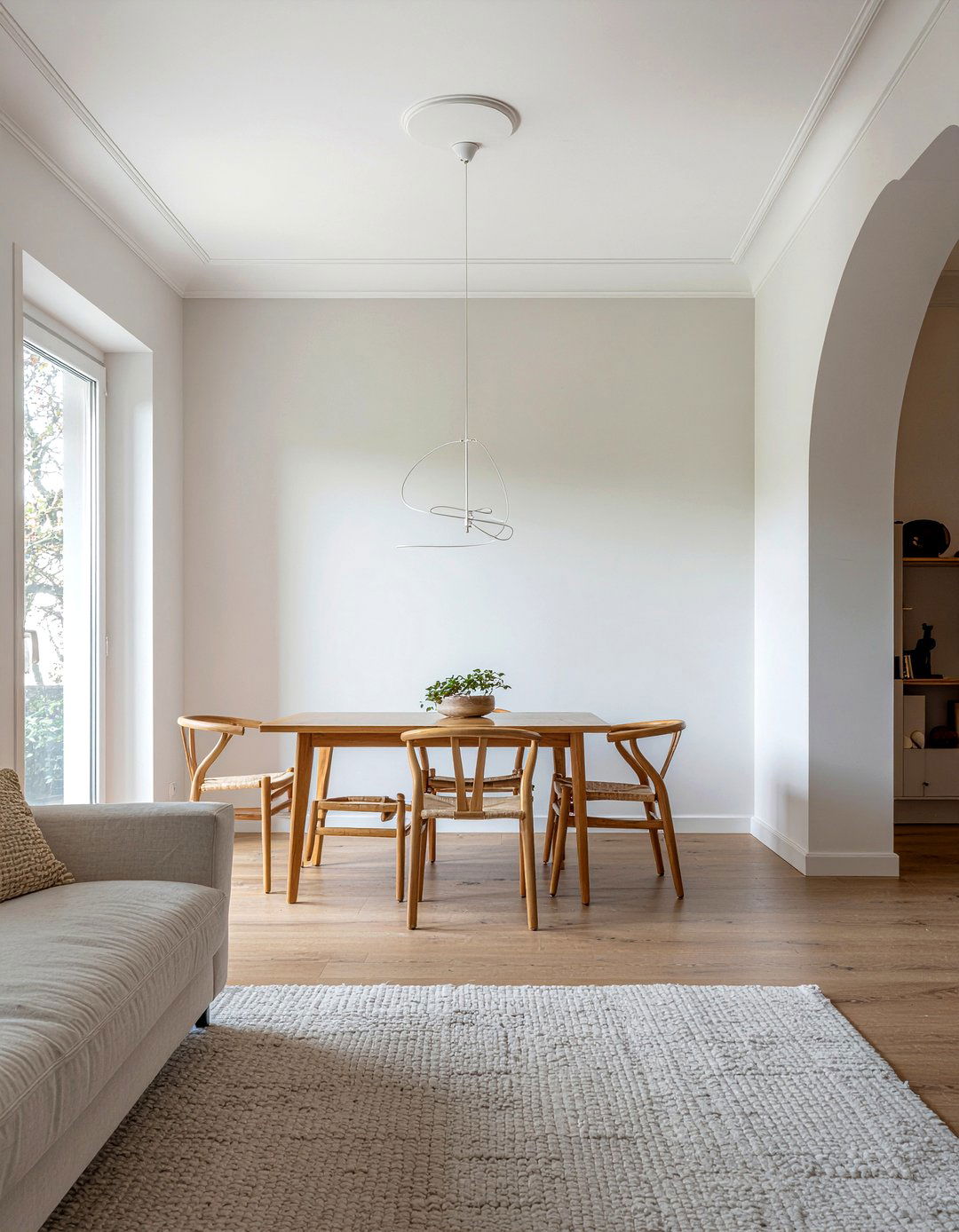 Curved plaster cove molding - 30 dining room cornice ideas