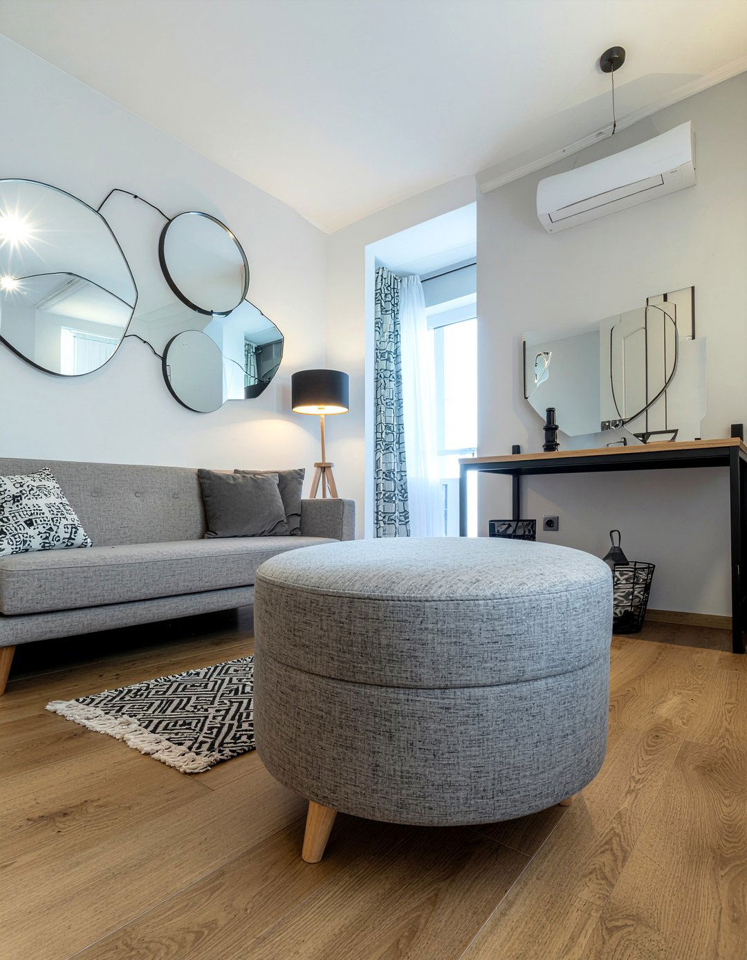 Curved sofa living room - 30 one of a kind living room ideas