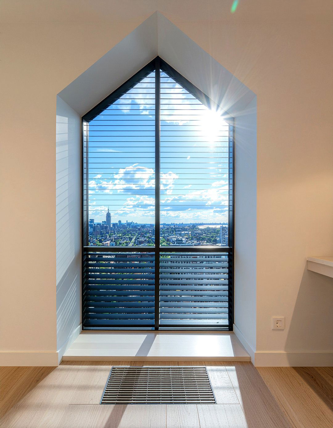 Custom shaped shutters - 30 bathroom shutter ideas