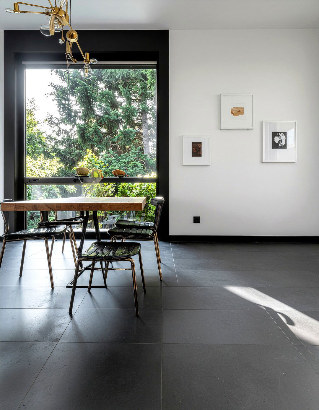 Dark Charcoal Tile Dining Room - 30 no rug dining room ideas