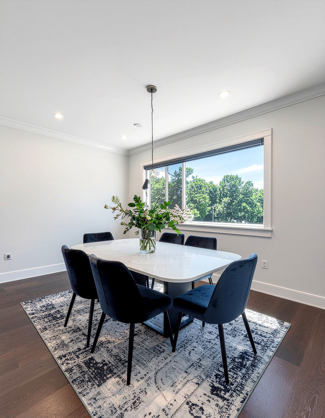 Dark Espresso Laminate Flooring - 30 dining room laminate floor ideas