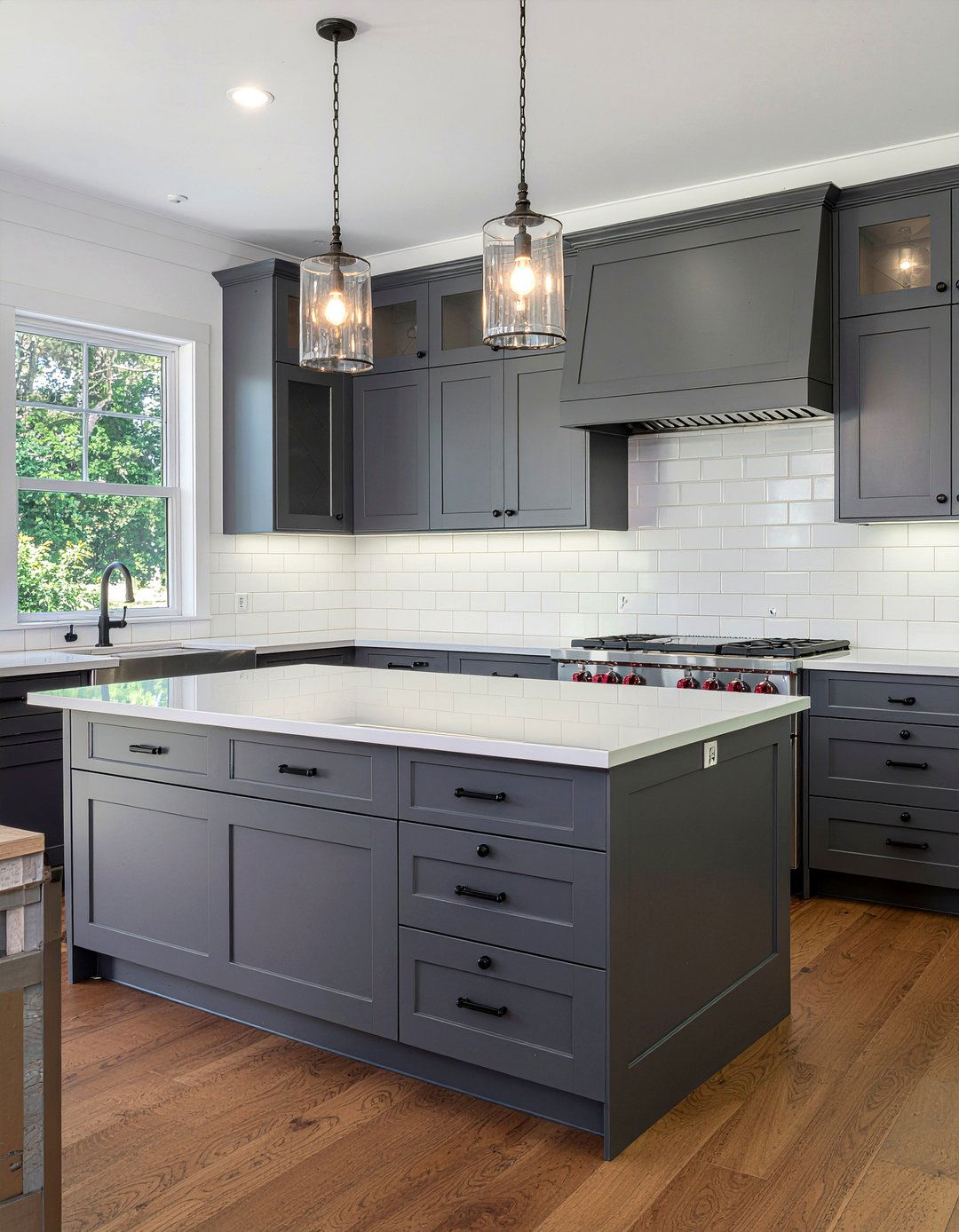 Dark Gray Shaker Style Kitchen Cabinets - 30 dark gray kitchen ideas
