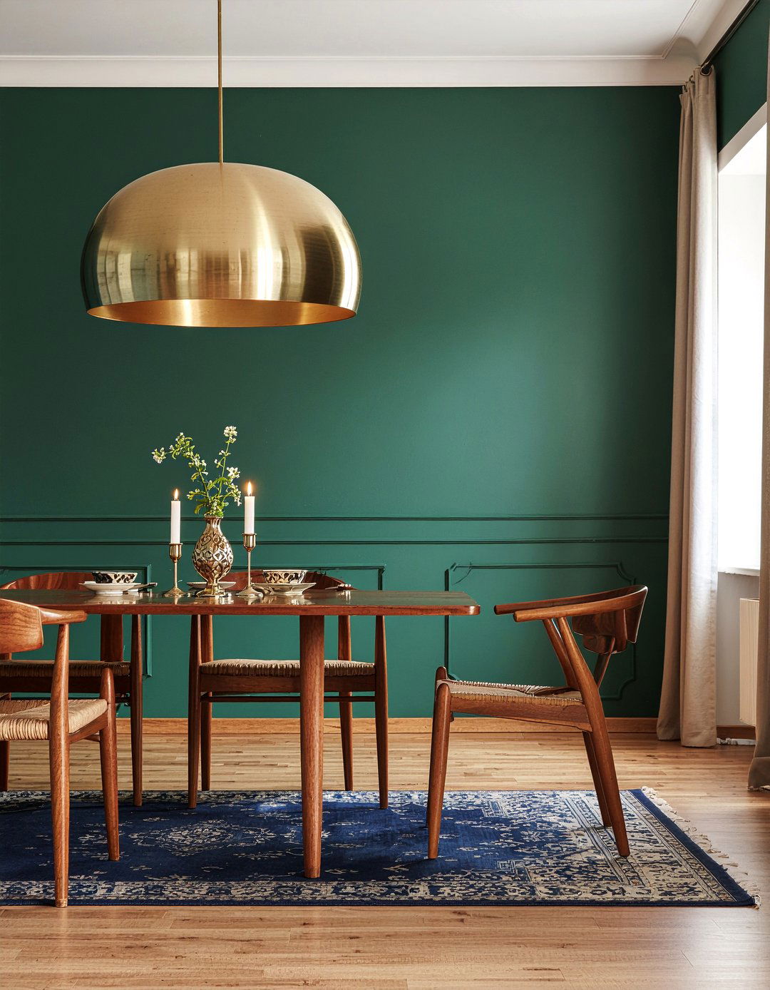 Dark Green Painted Walls - 30 bungalow dining room ideas