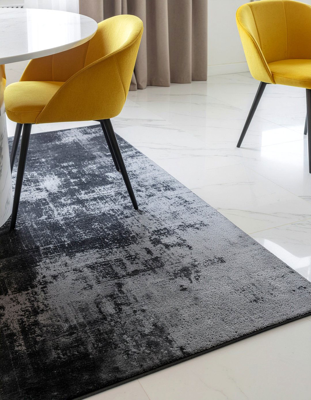 30 Dining Room Carpet Ideas to Enhance Your Home's Style