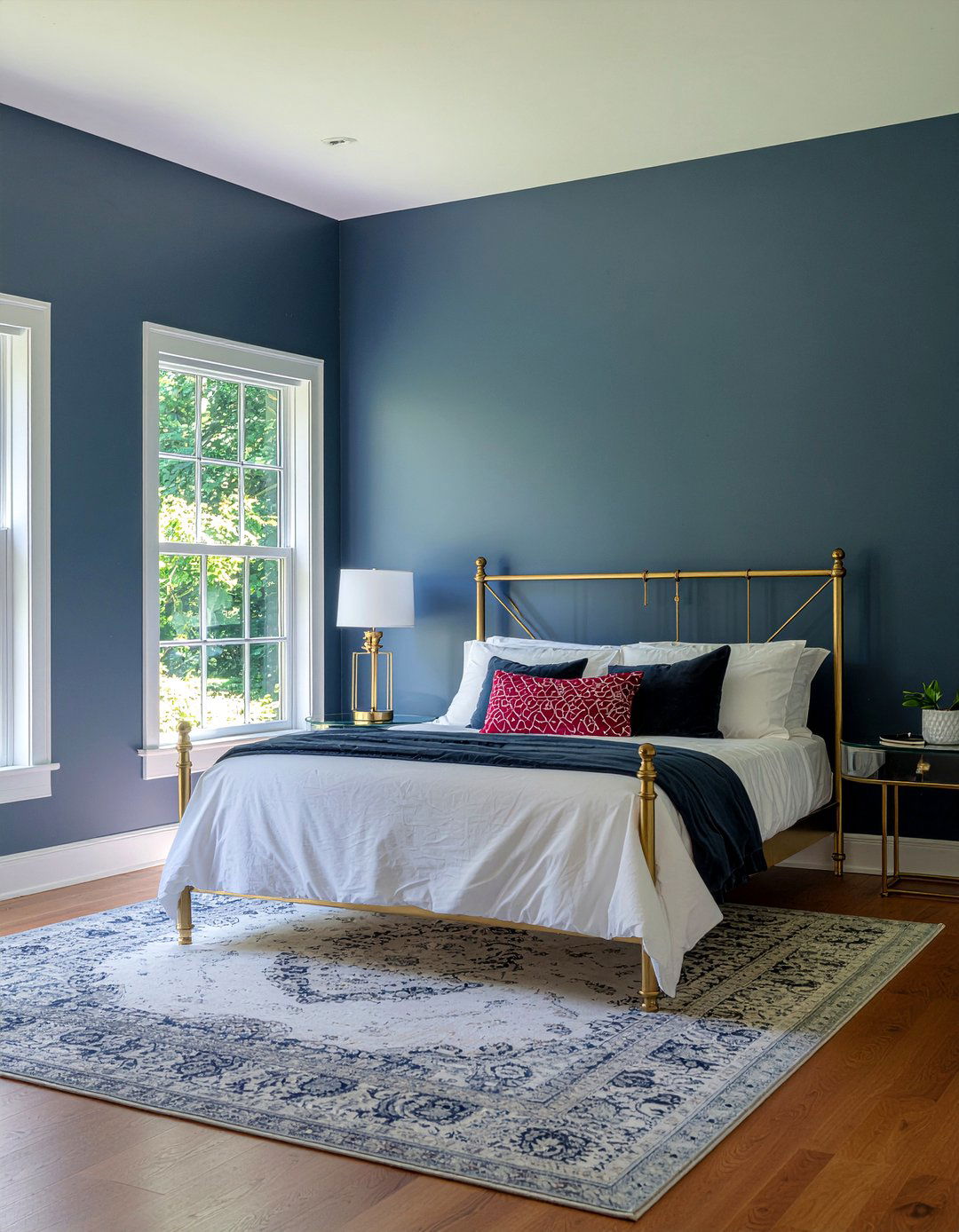 Dark Navy Walls - 30 grand bedroom ideas