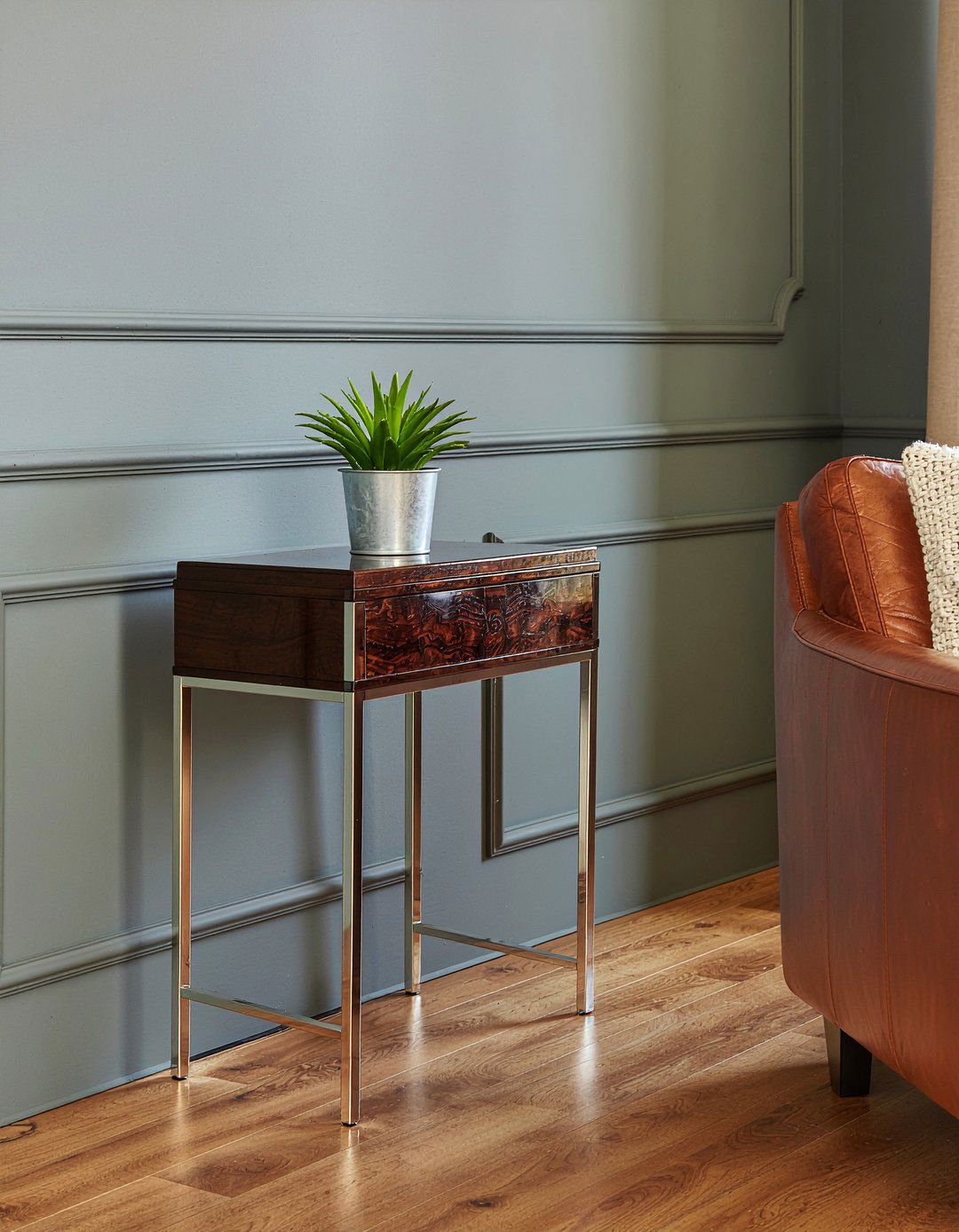 Dark Walnut Console - 30 living room console table ideas