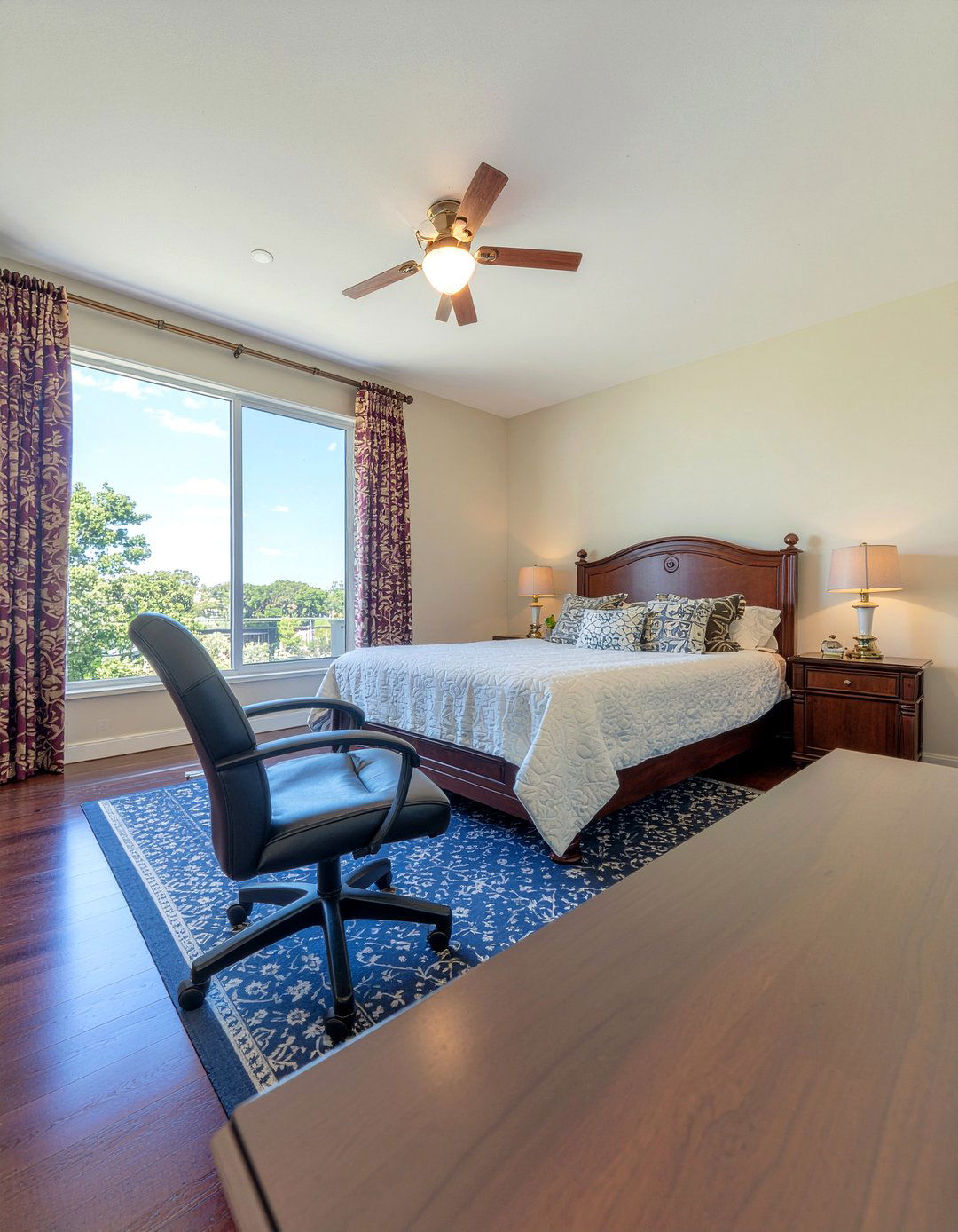 Dark Wood Bedroom Desk - 30 bedroom desk ideas