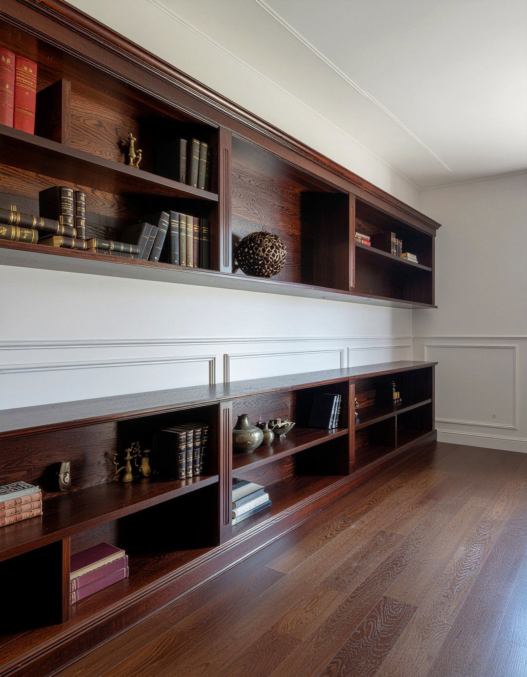 Dark Wood Built In Shelves - 30 Tuscan living room ideas