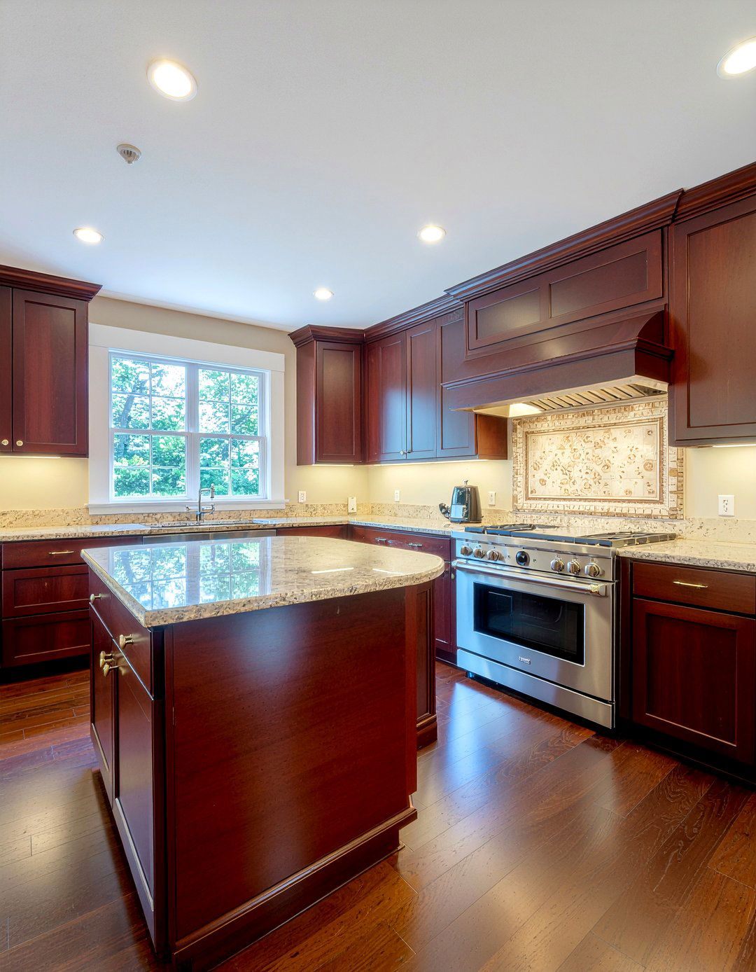 Dark Wood Cabinets - 30 La Cornue range kitchen ideas