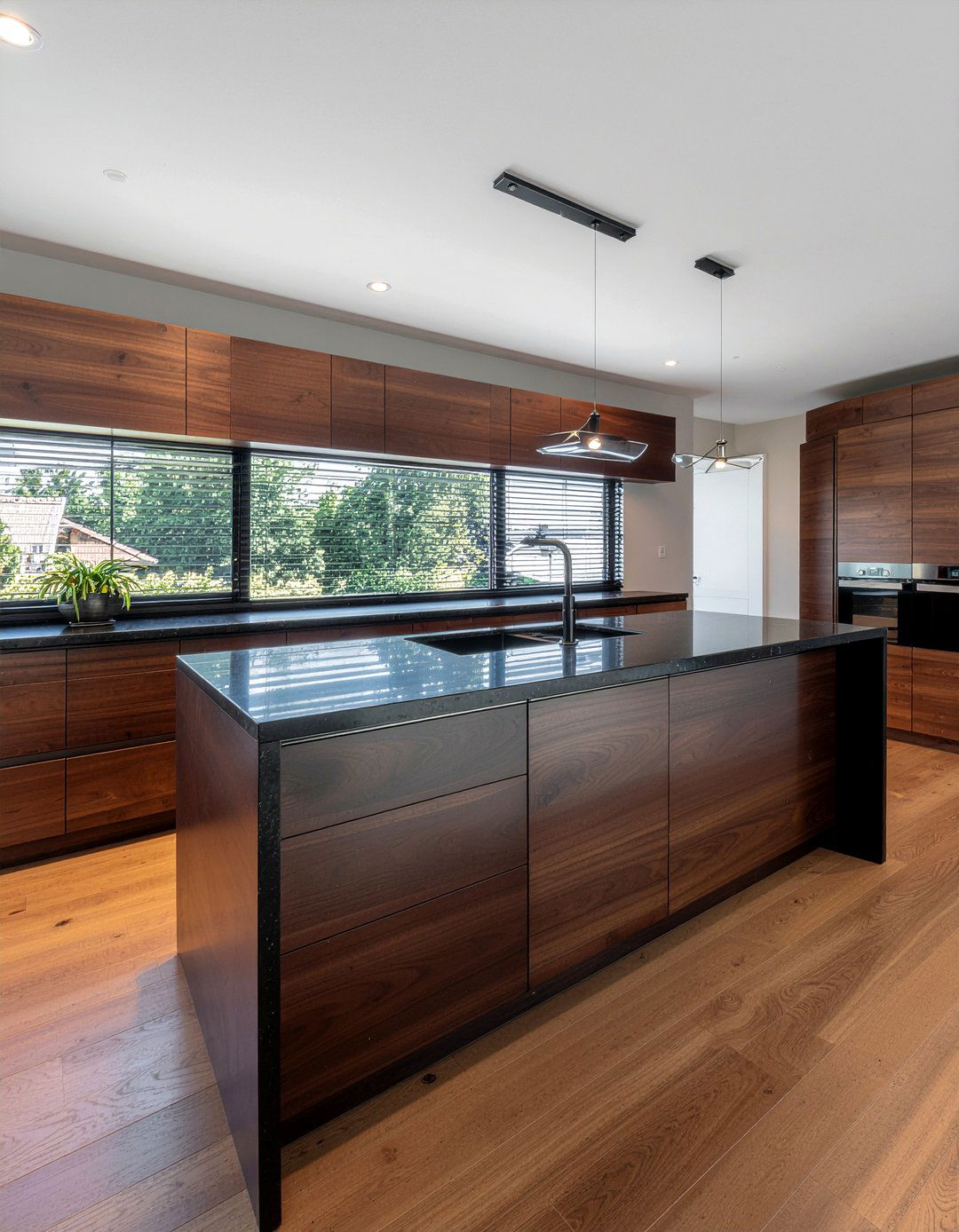 Dark Wood Cabinets - 30 bold kitchen ideas