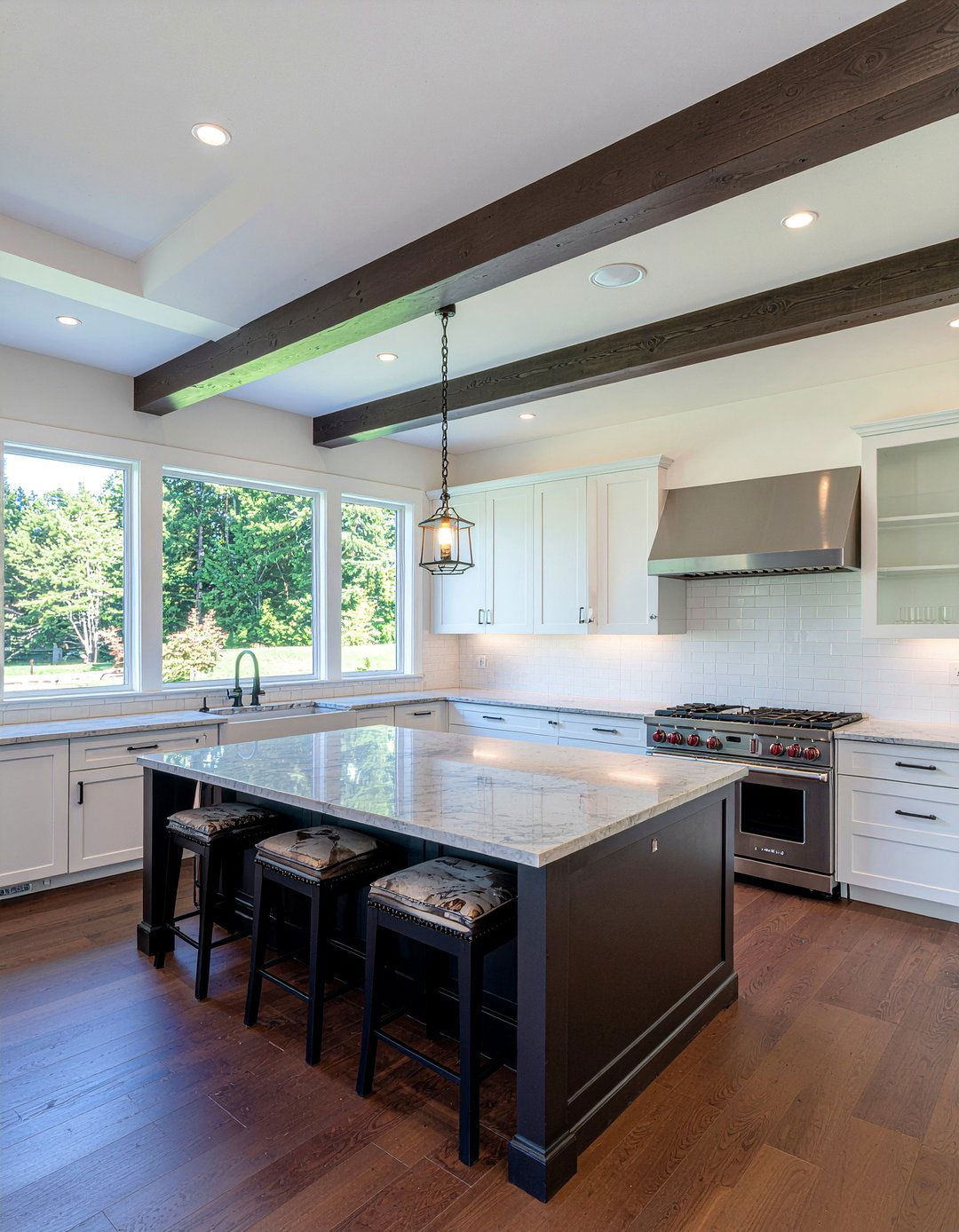 Dark Wood Contrast Beams - 30 kitchen exposed beam ideas