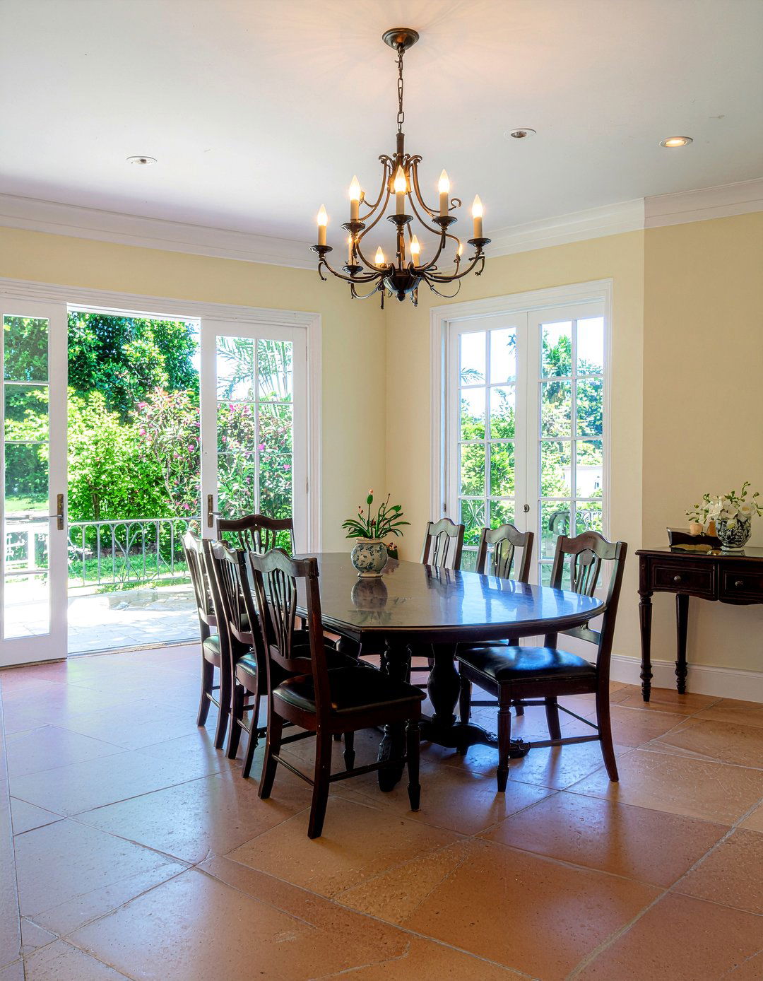 Dark Wood Dining Tables - 30 Cuban dining room ideas