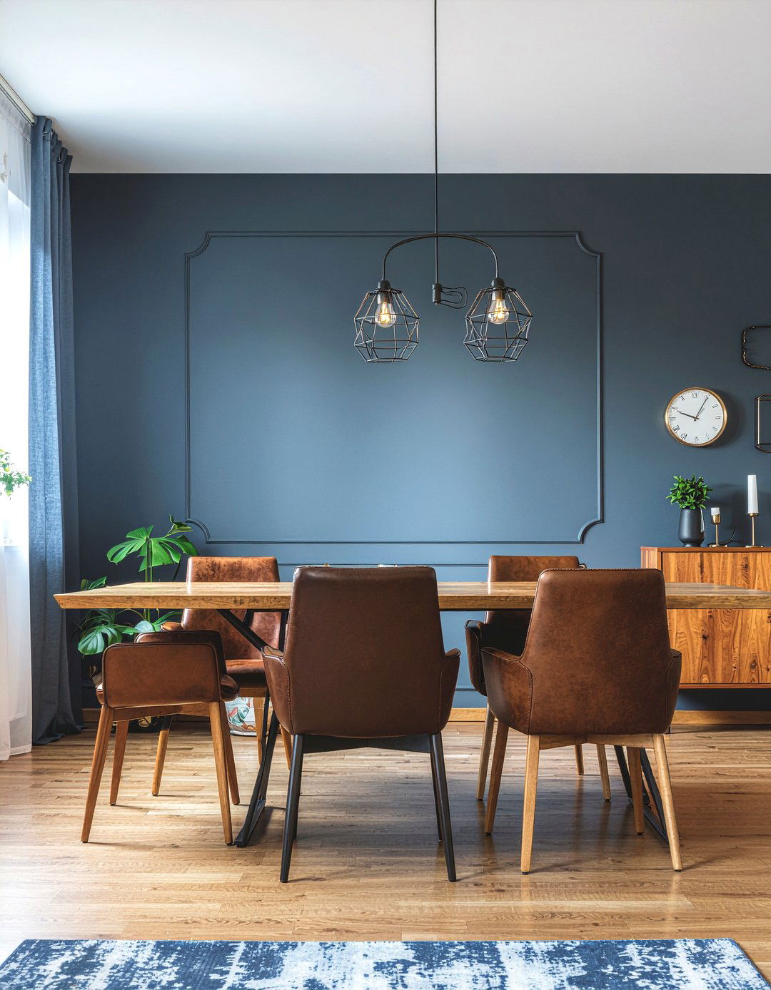 Dark accent wall dining room - 30 practical dining room ideas