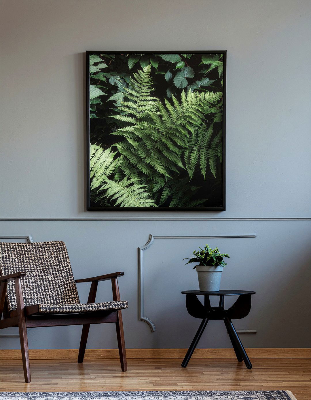 Dark botanical print - 30 gothic bedroom ideas