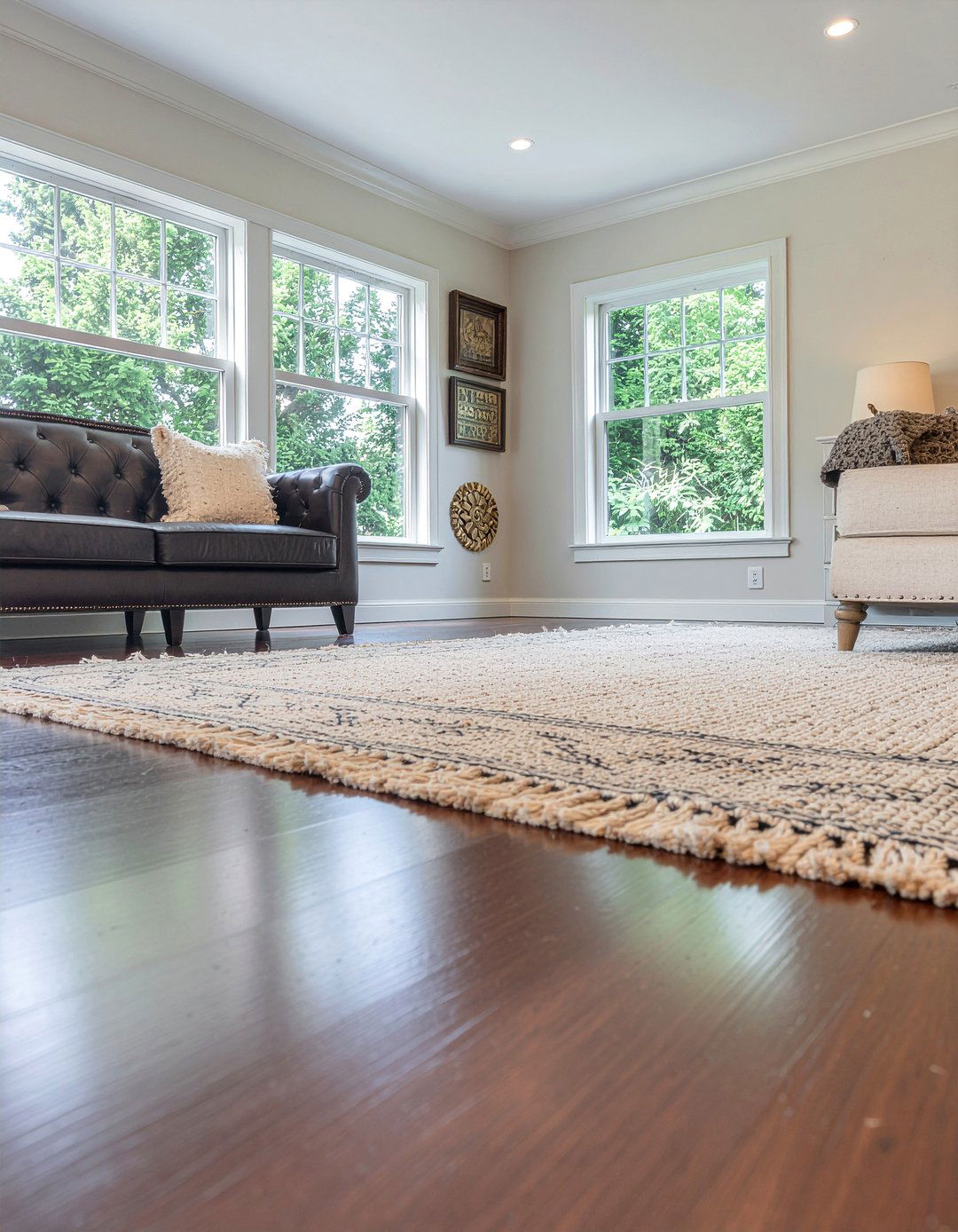 Dark brown cork bedroom floor - 30 bedroom cork flooring ideas