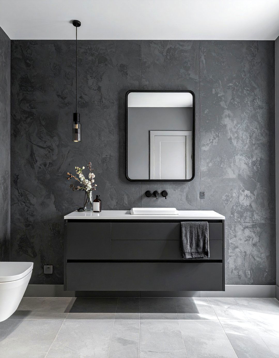 Dark gray textured wallpaper - 30 dark gray bathroom ideas
