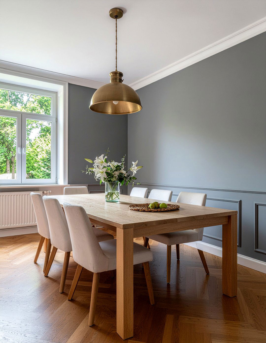 Dark gray walls - 30 gray dining room ideas