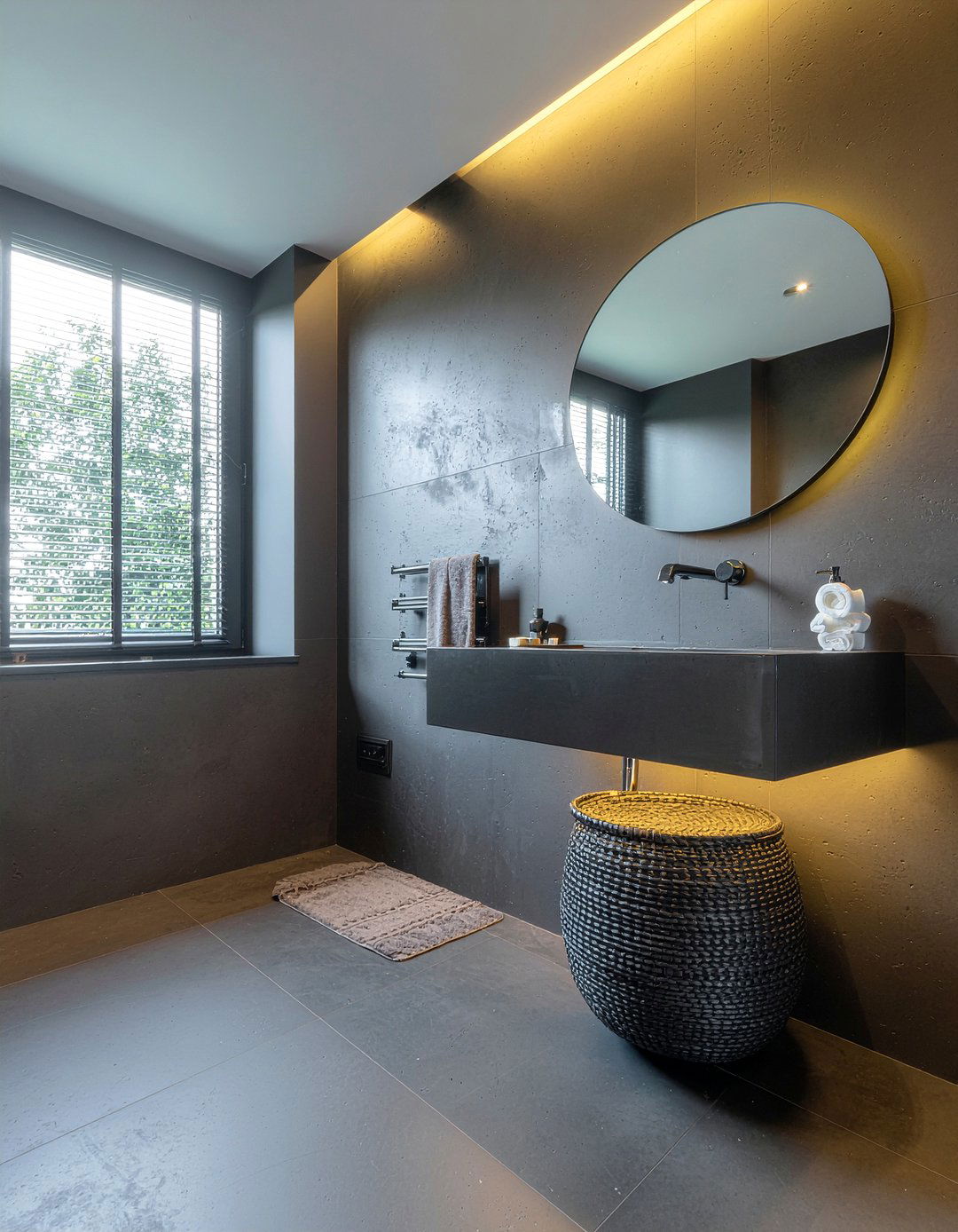 Dark moody bathroom - 30 bathroom total transformation ideas