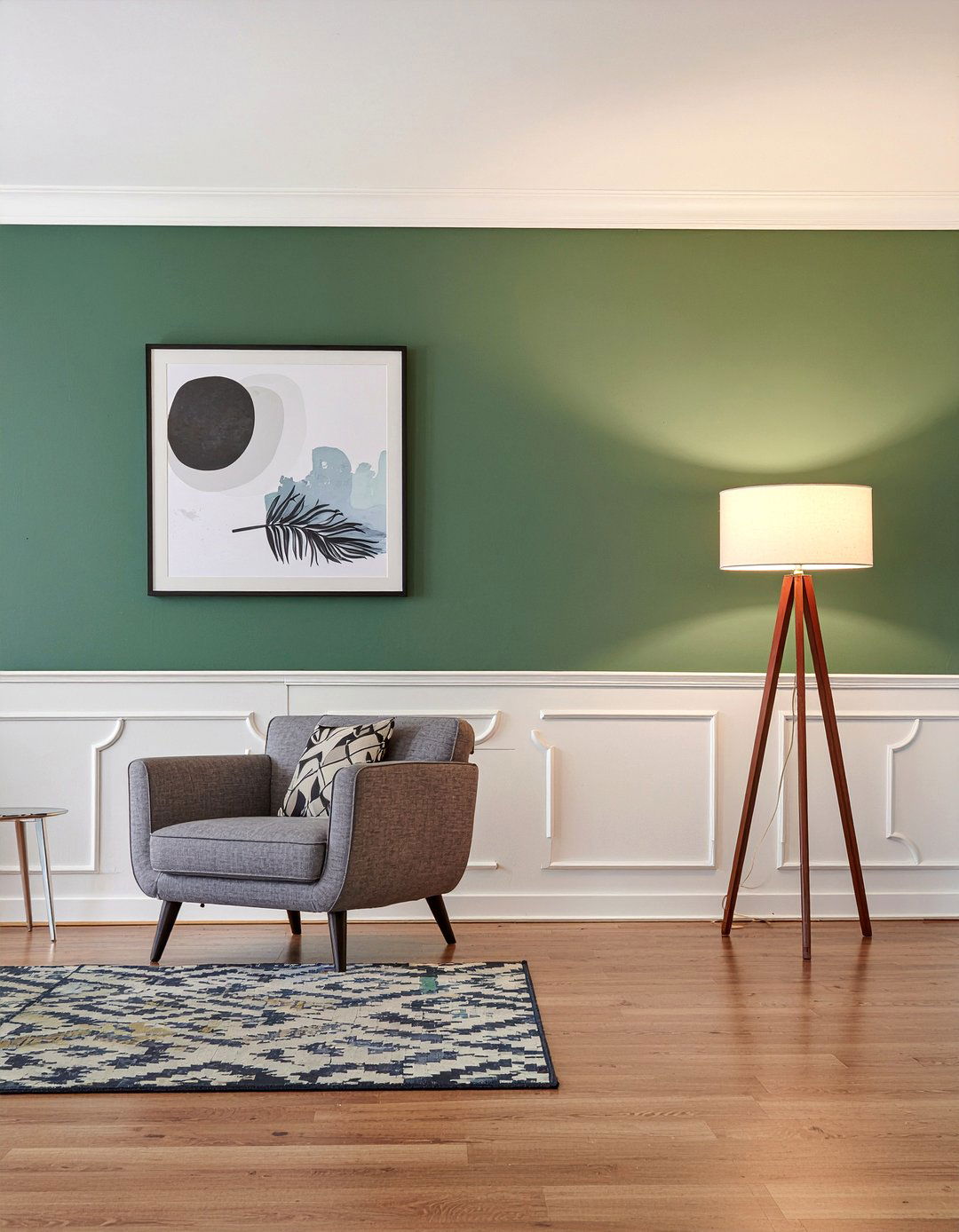 Decorative Crown Molding - 30 old house living room ideas