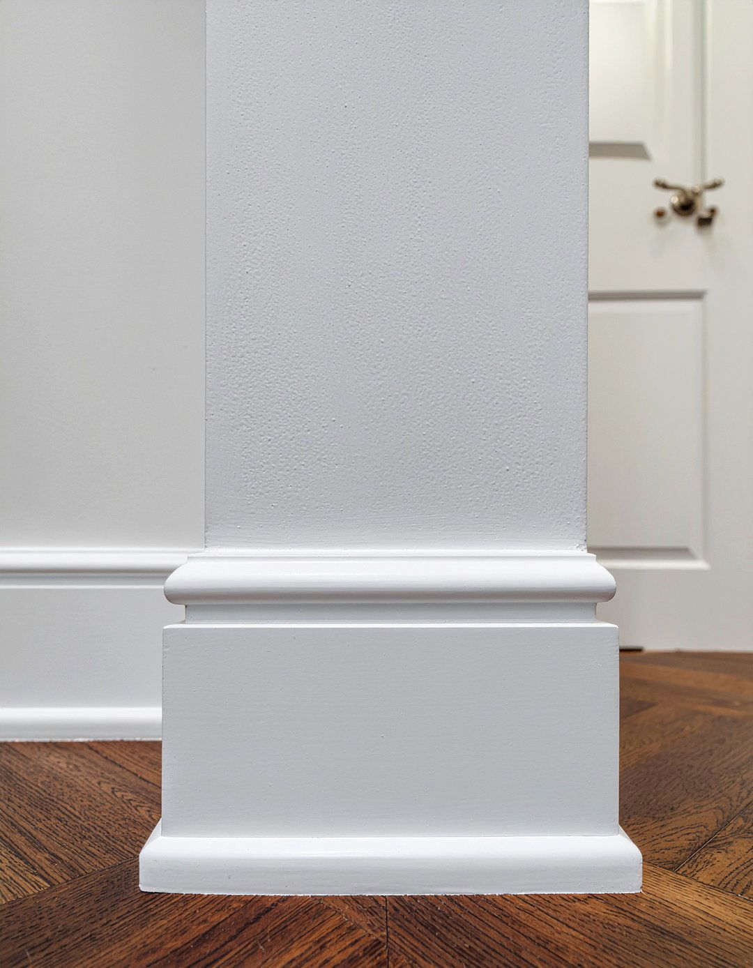 Decorative Plinth Block Bathroom - 30 bathroom molding ideas