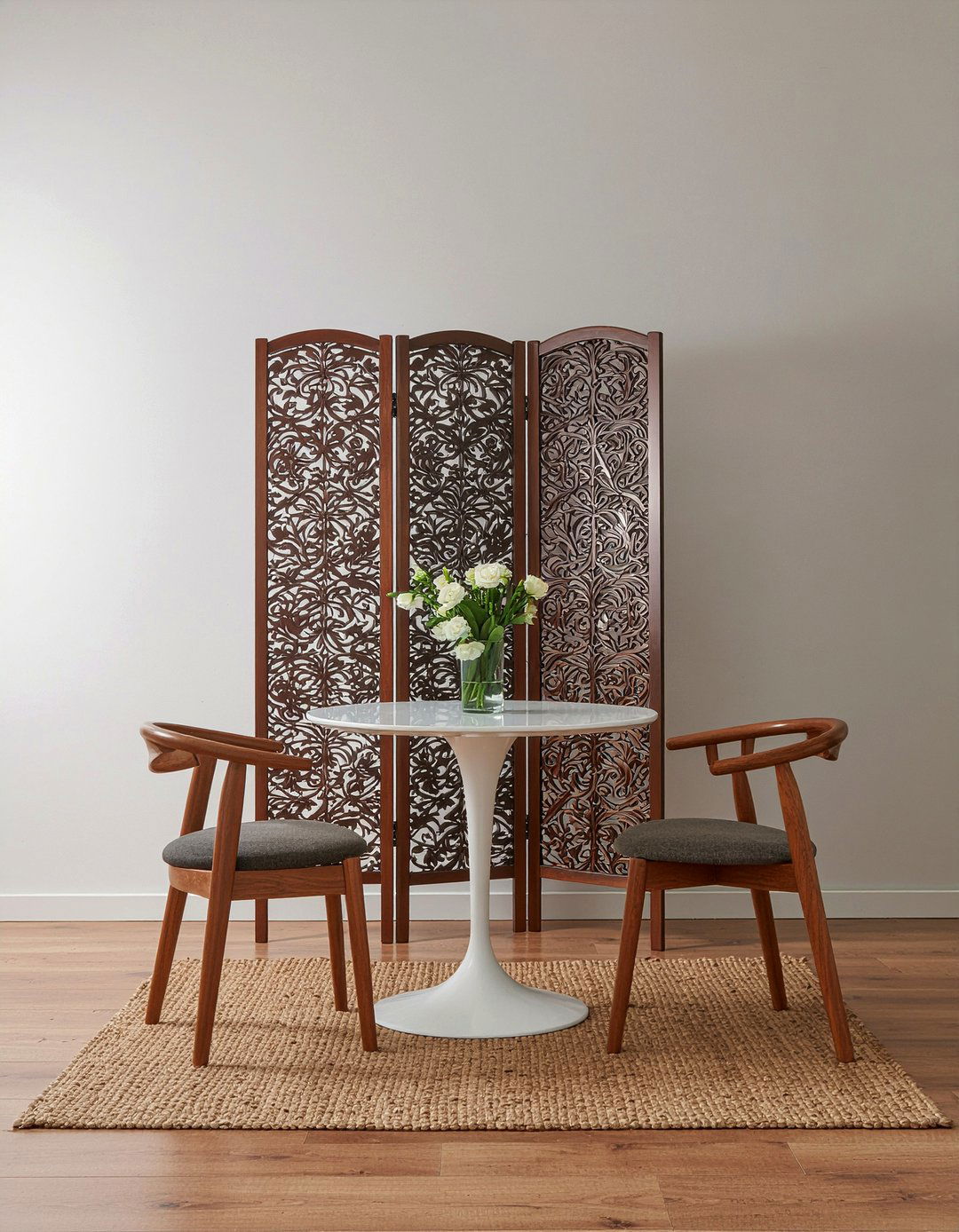 Decorative folding screen - 30 removable dining room decor ideas