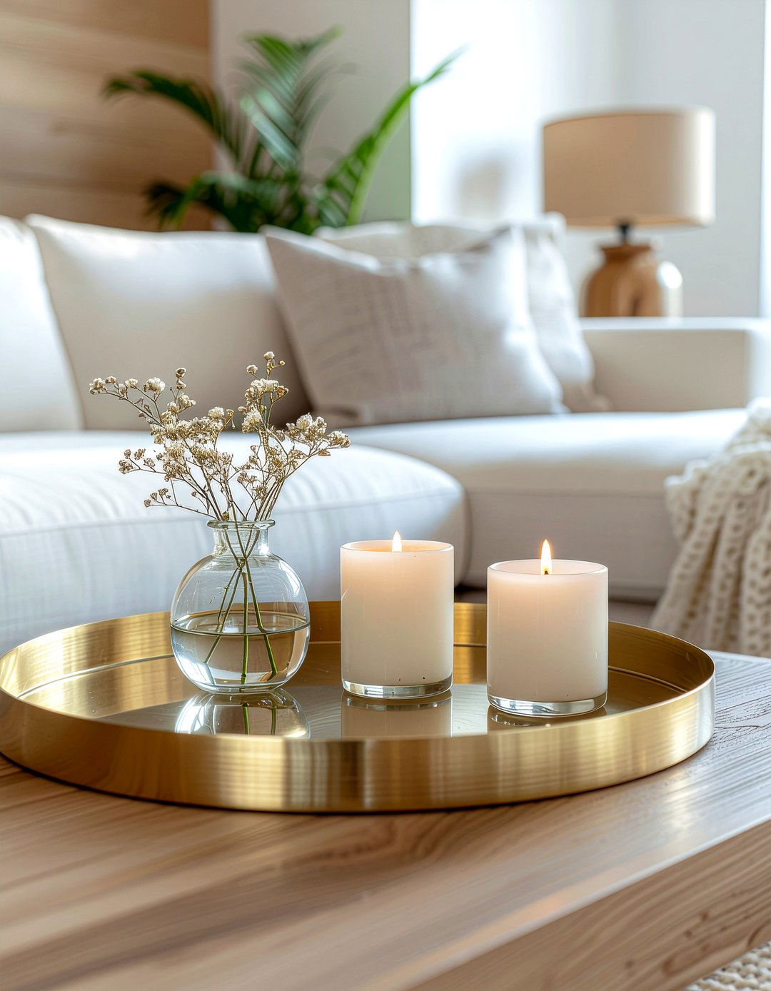 Decorative tray - 30 rental apartment living room ideas