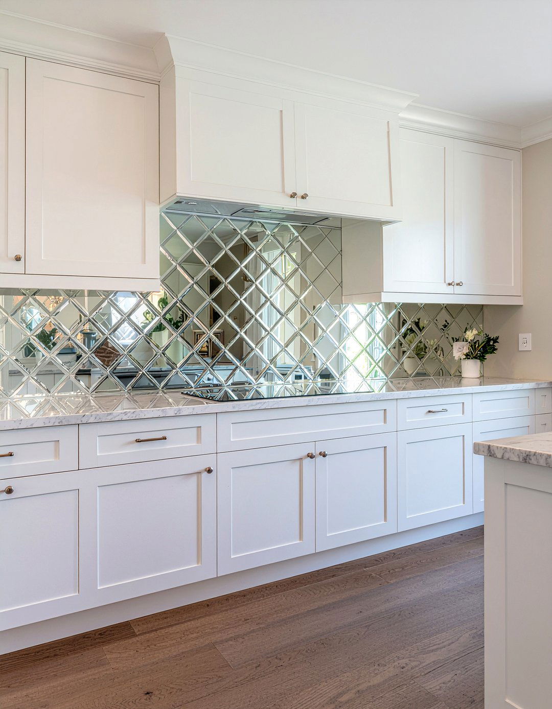 Diamond Shape Mirror Backsplash - 30 mirror backsplash kitchen ideas