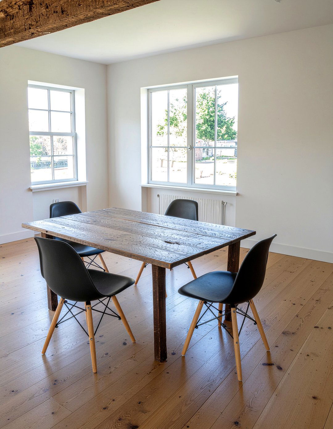 Different Chairs Same Color - 30 mixed dining chair ideas