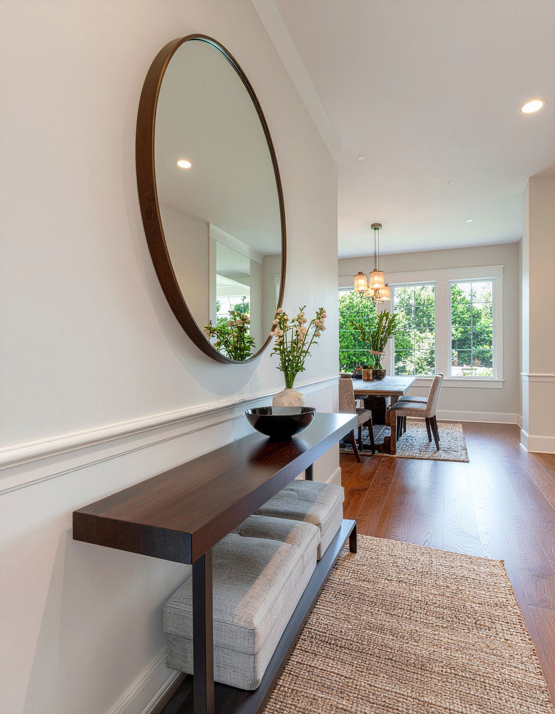 Dining Room Entryway - 30 dual-purpose dining room ideas