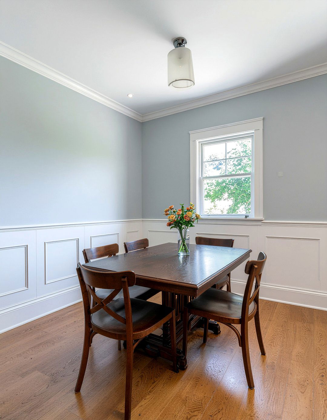 Dining Room Wainscoting - 30 historic home dining room ideas