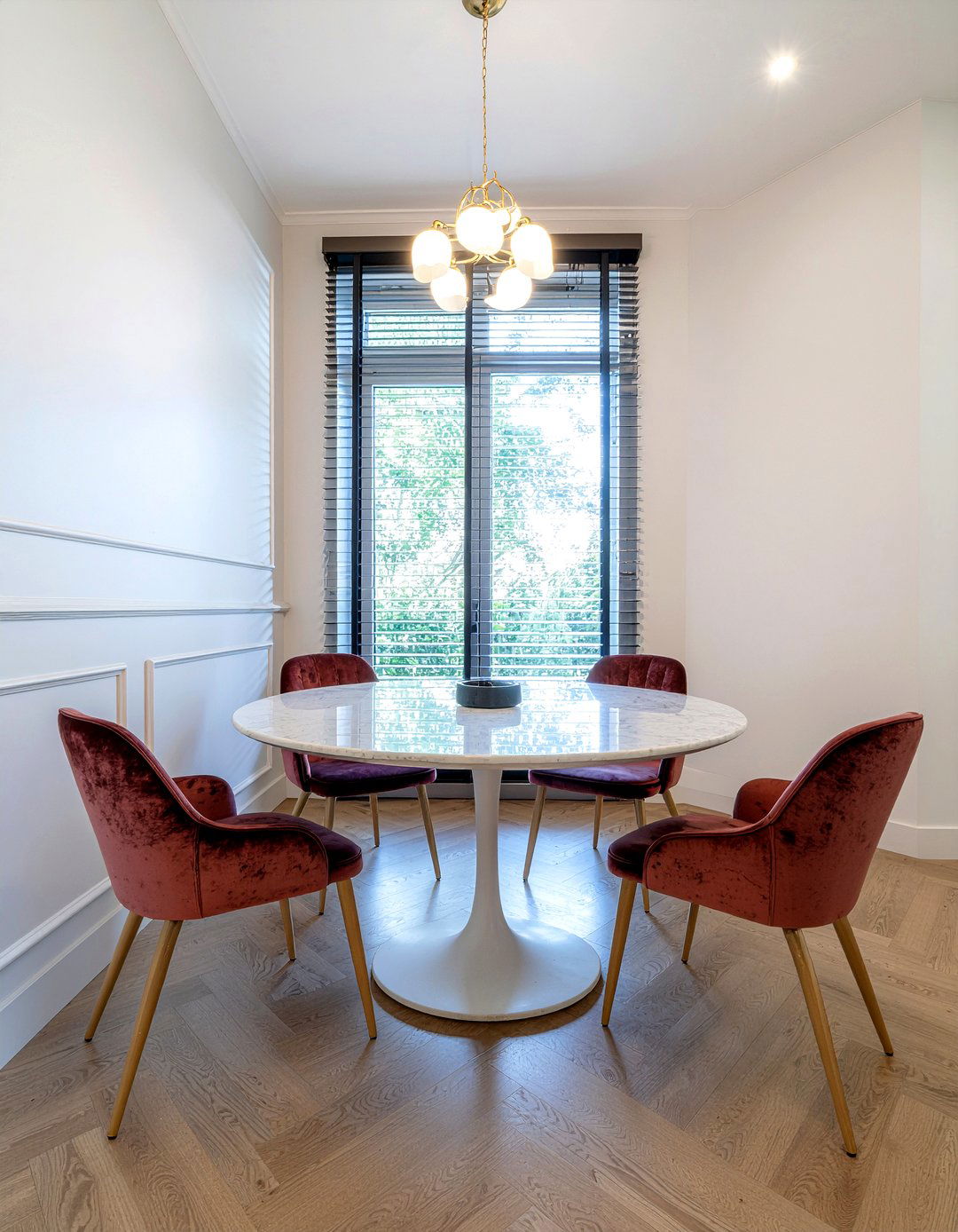 Dining Table Size For Room - 30 dining room mistakes to avoid