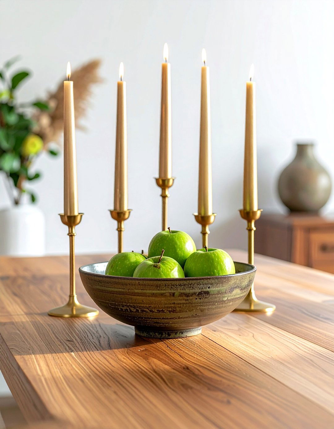 Dining table centerpiece - 30 instant decor update ideas
