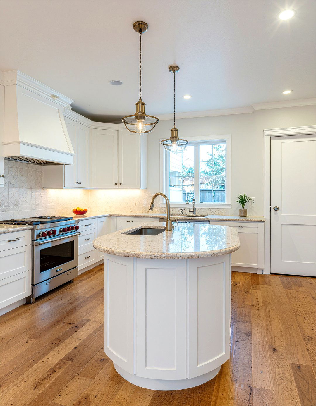 30 Kitchen Countertop Edge Ideas for a Polished Finish