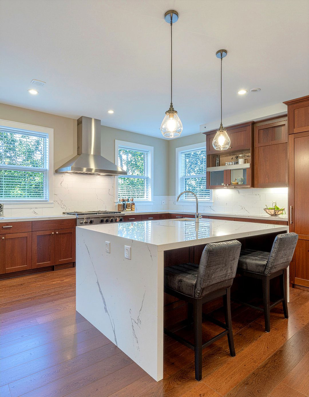 Double Kitchen Island - 30 chef kitchen ideas