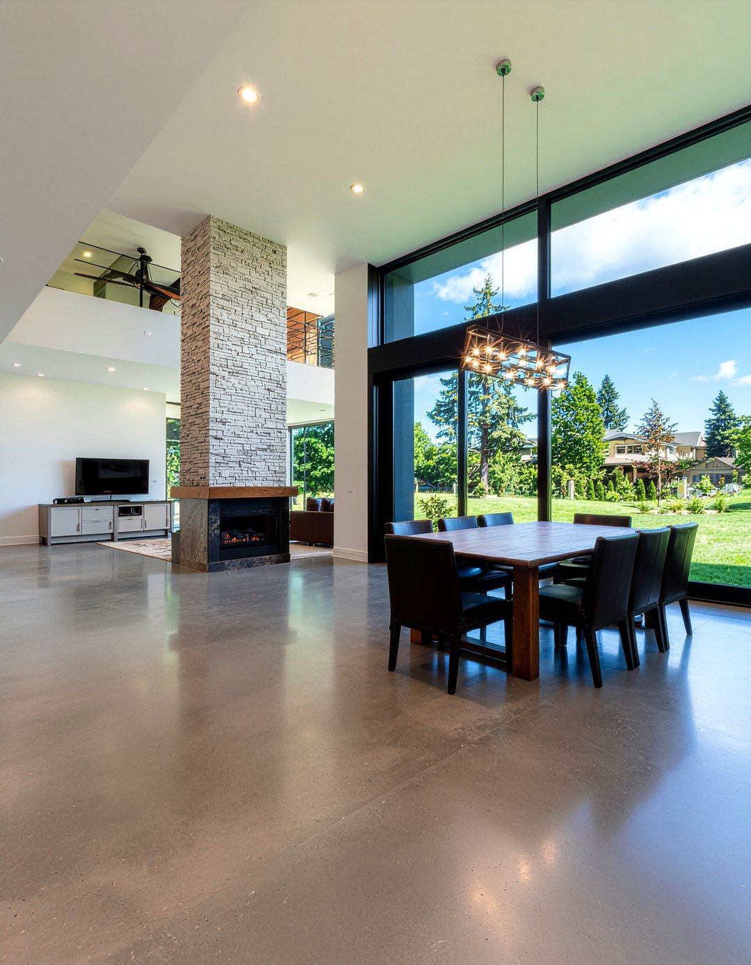 Double Sided Linear Fireplace - 30 living room linear fireplace ideas