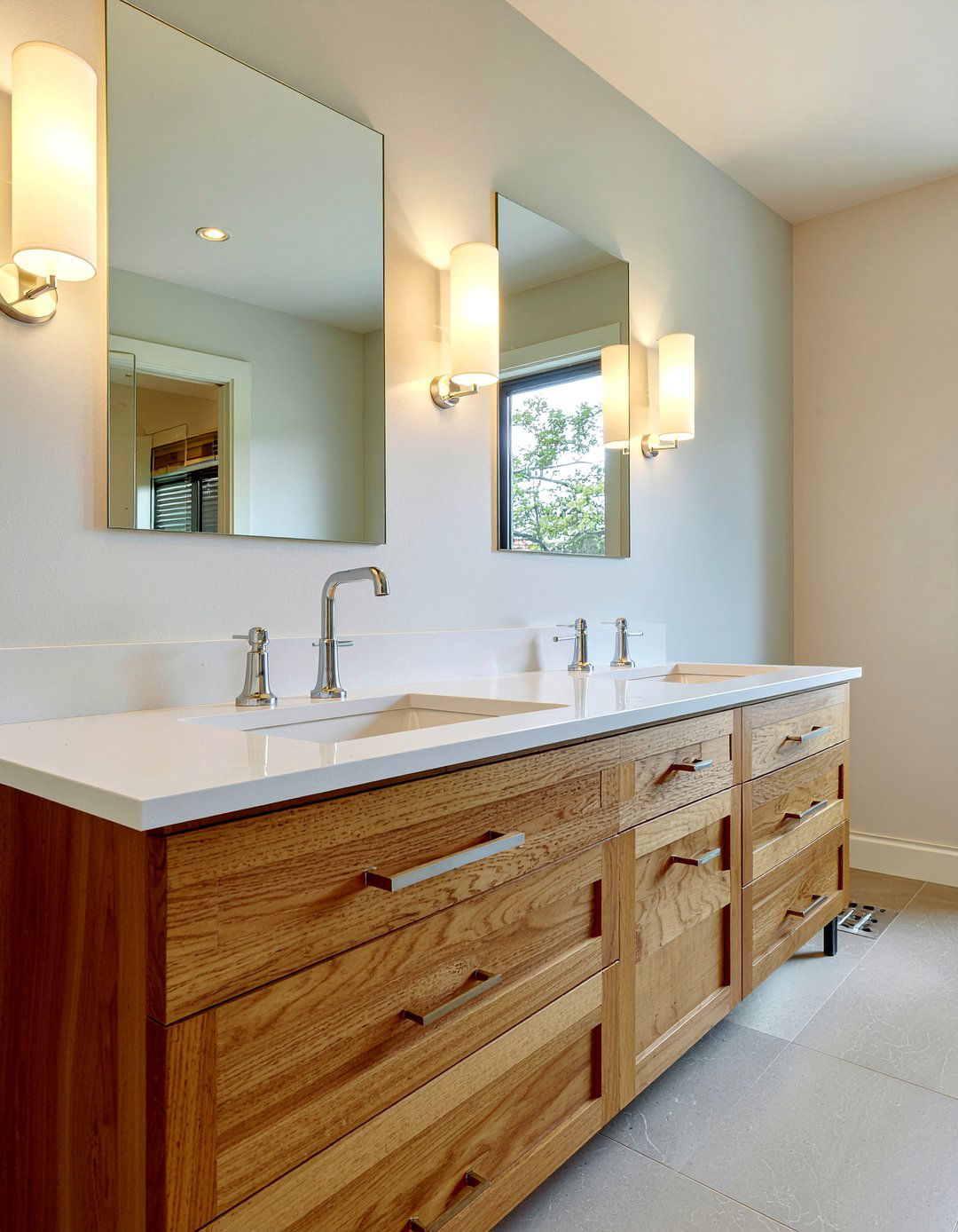 Double Vanity - 30 bathroom inspo ideas