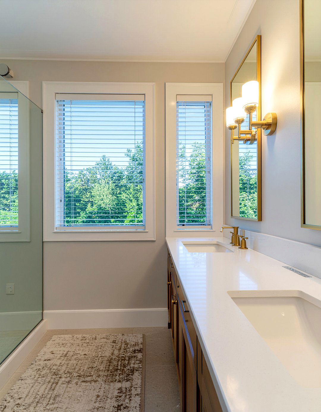 Double Vanity Window - 30 bathroom natural light ideas