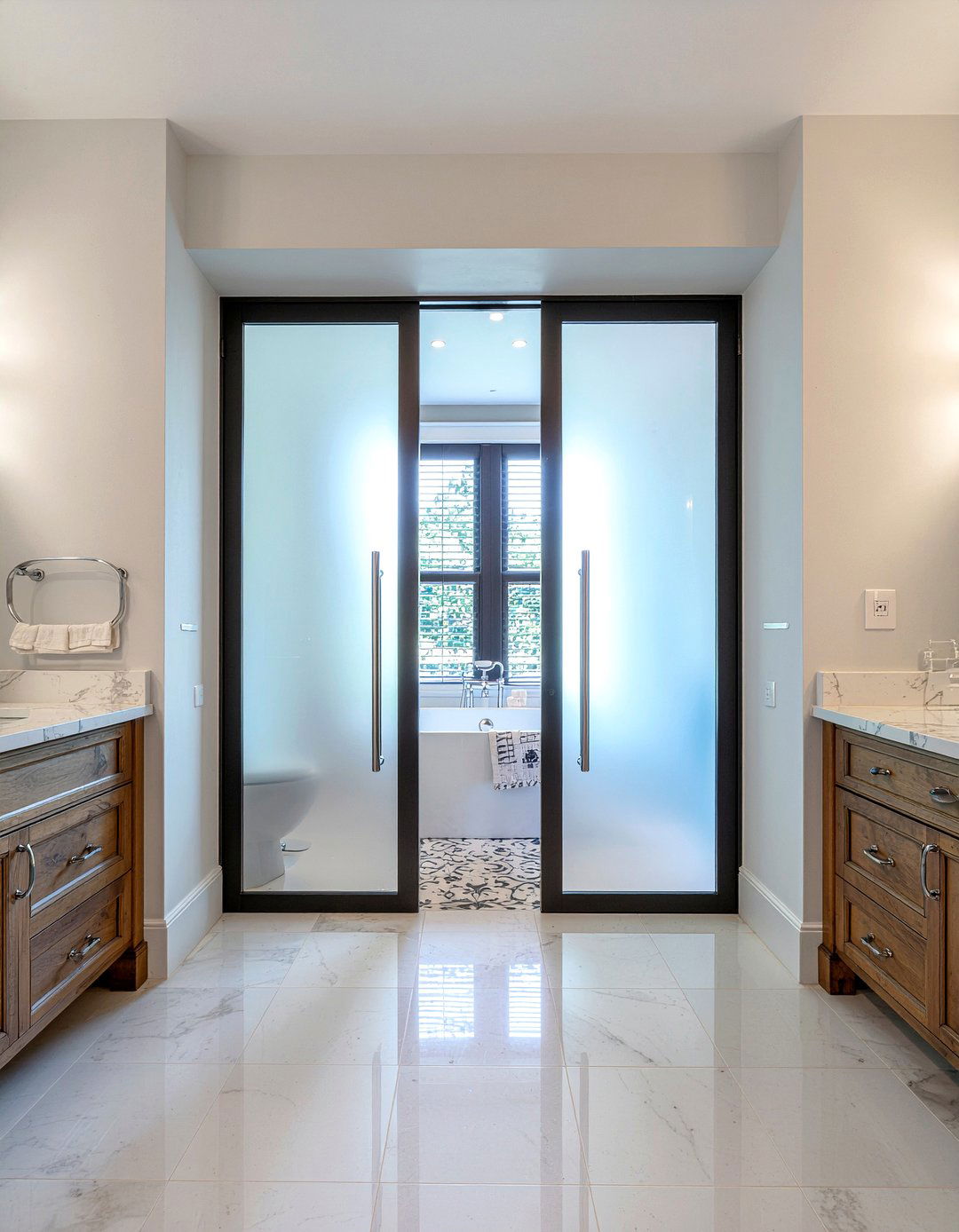 Double frosted glass doors - 30 frosted glass bathroom ideas