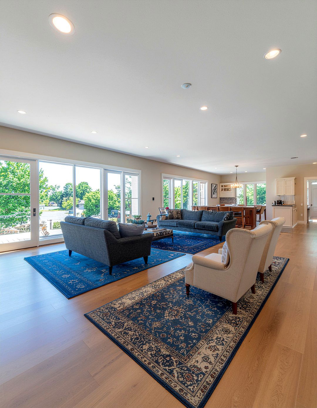 Double seating area - 30 long living room ideas