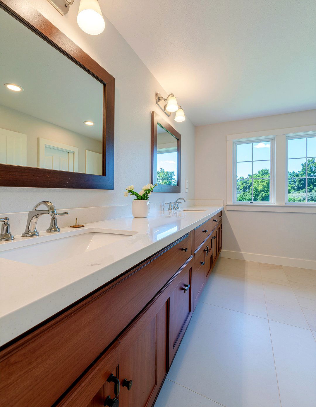 Double sink ranch vanity - 30 ranch bathroom ideas