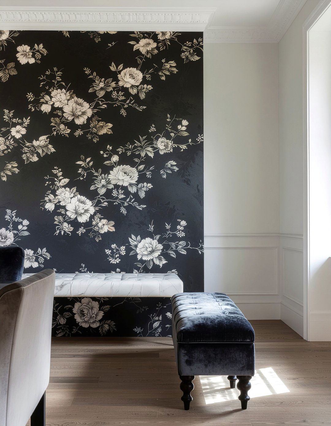 Dramatic Dining Room Wallpaper - 30 night dining room ideas