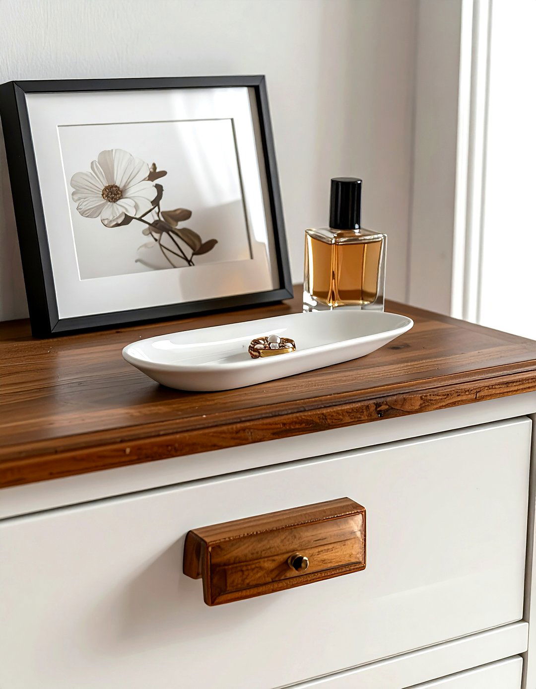 Dresser top decor - 30 decor layering ideas