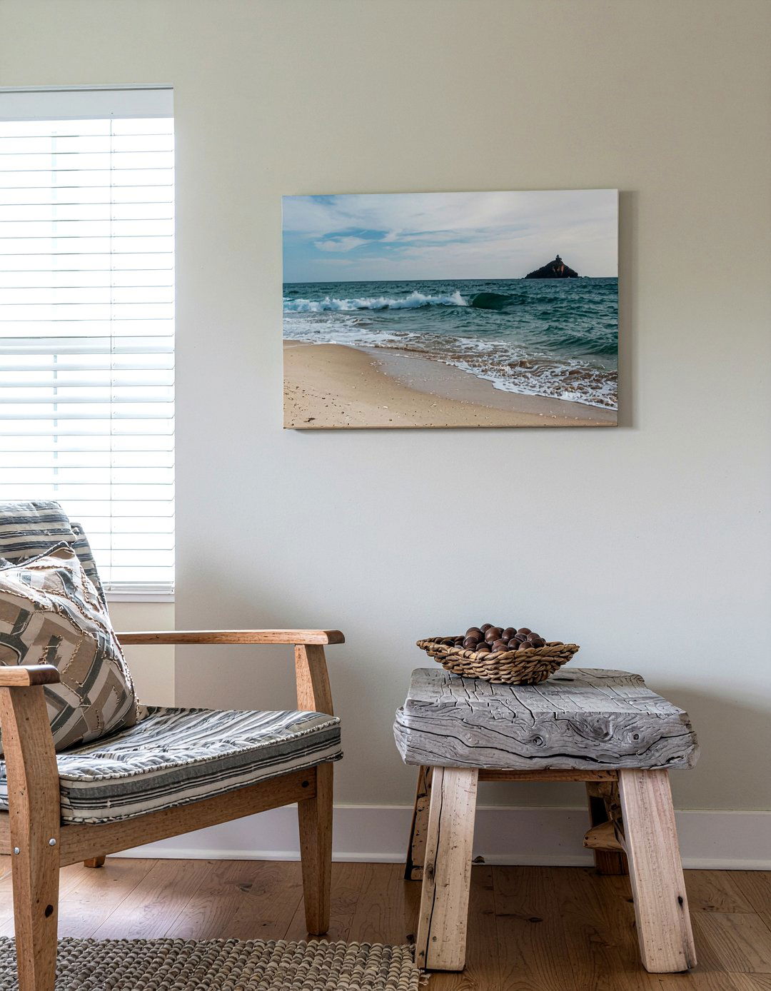 Driftwood Furniture - 30 pirate bedroom ideas