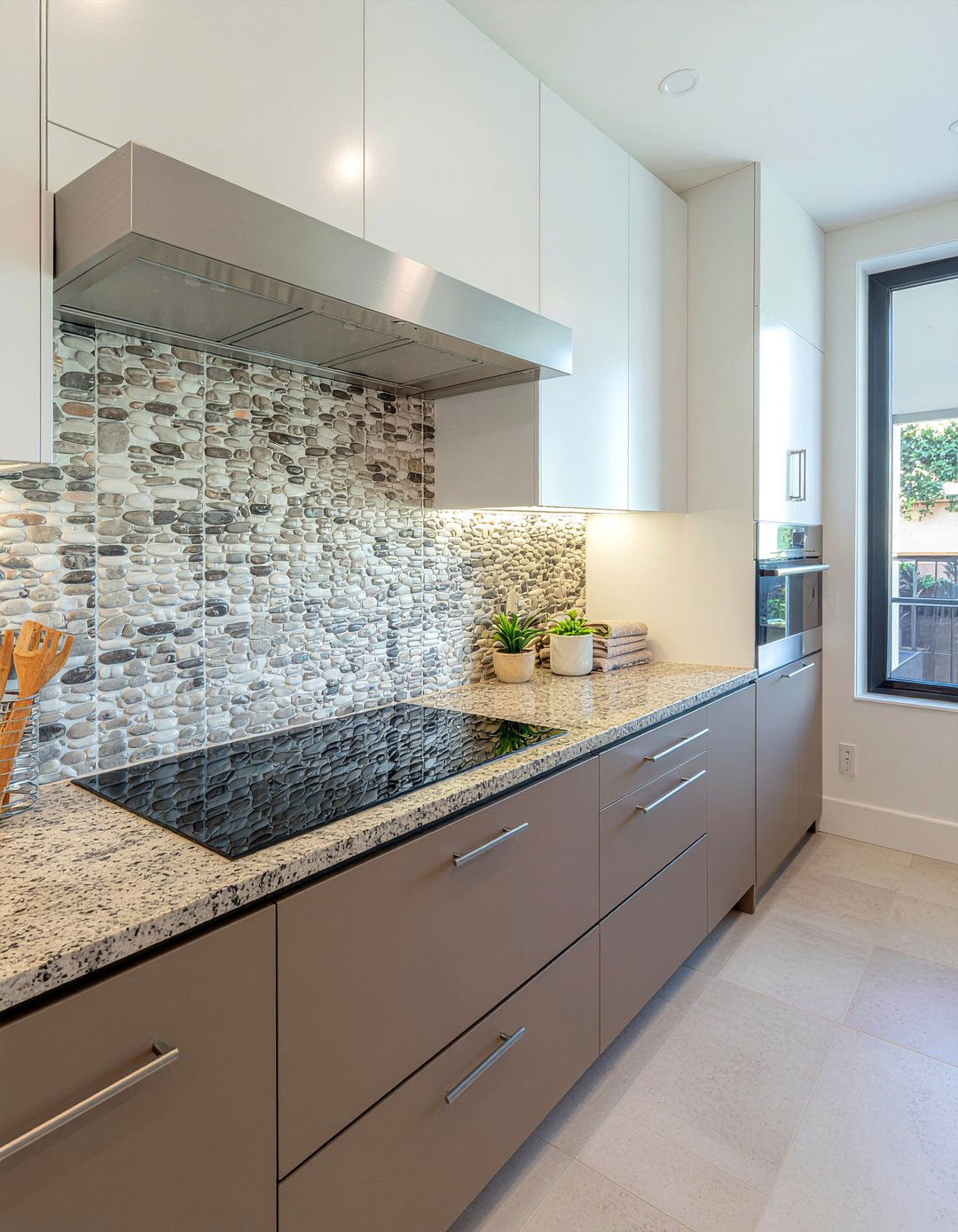 Earth tone pebble mosaic - 30 mosaic tile kitchen backsplash ideas